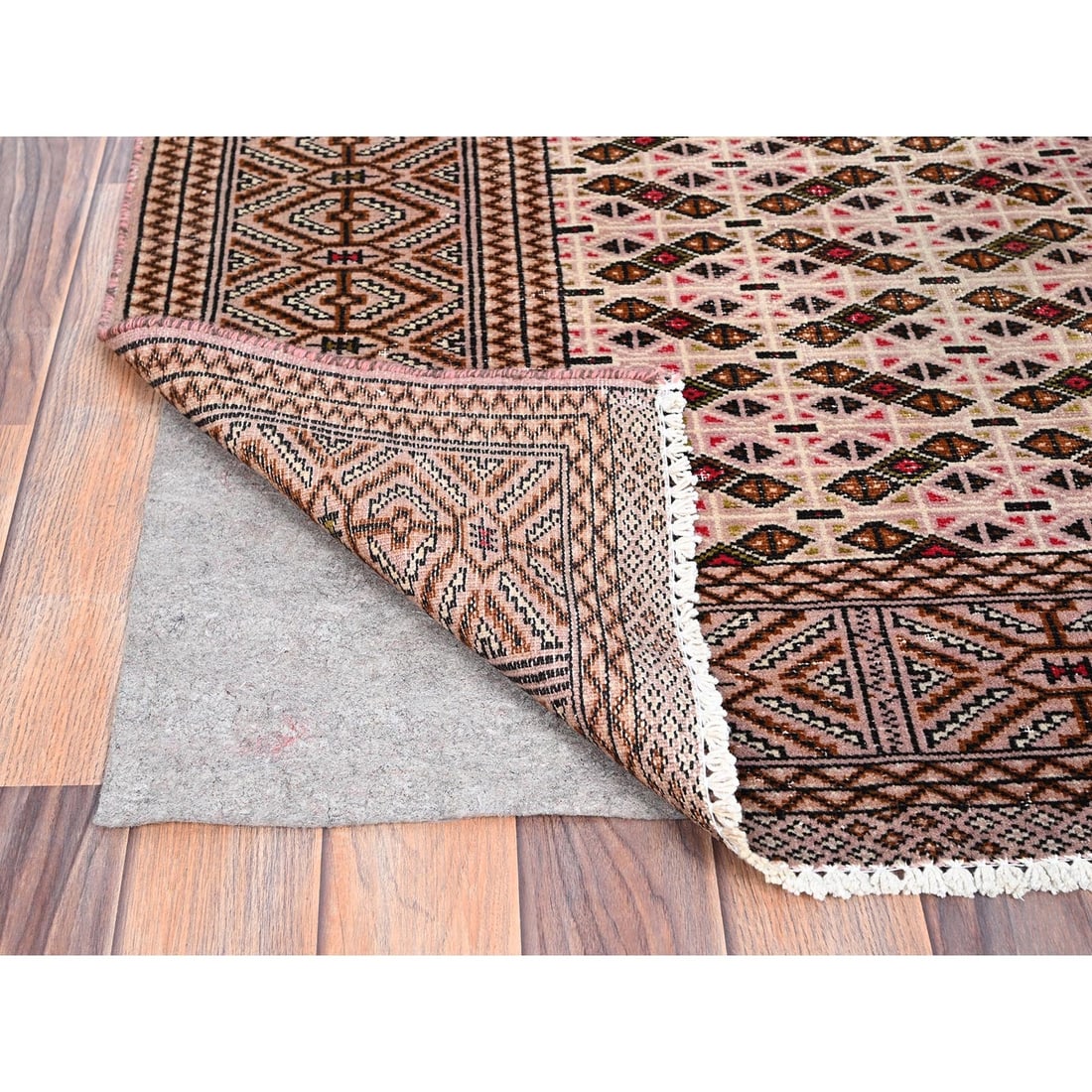 Rug 4'4"x6'1" Pink Vintage Tourkaman Worn Wool Hand Knotted Oriental - 3