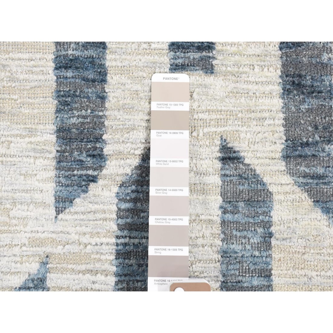 Rug 2'1"x3'2" Ivory Modern Design Silk with Wool Hand Knotted Mat - 3