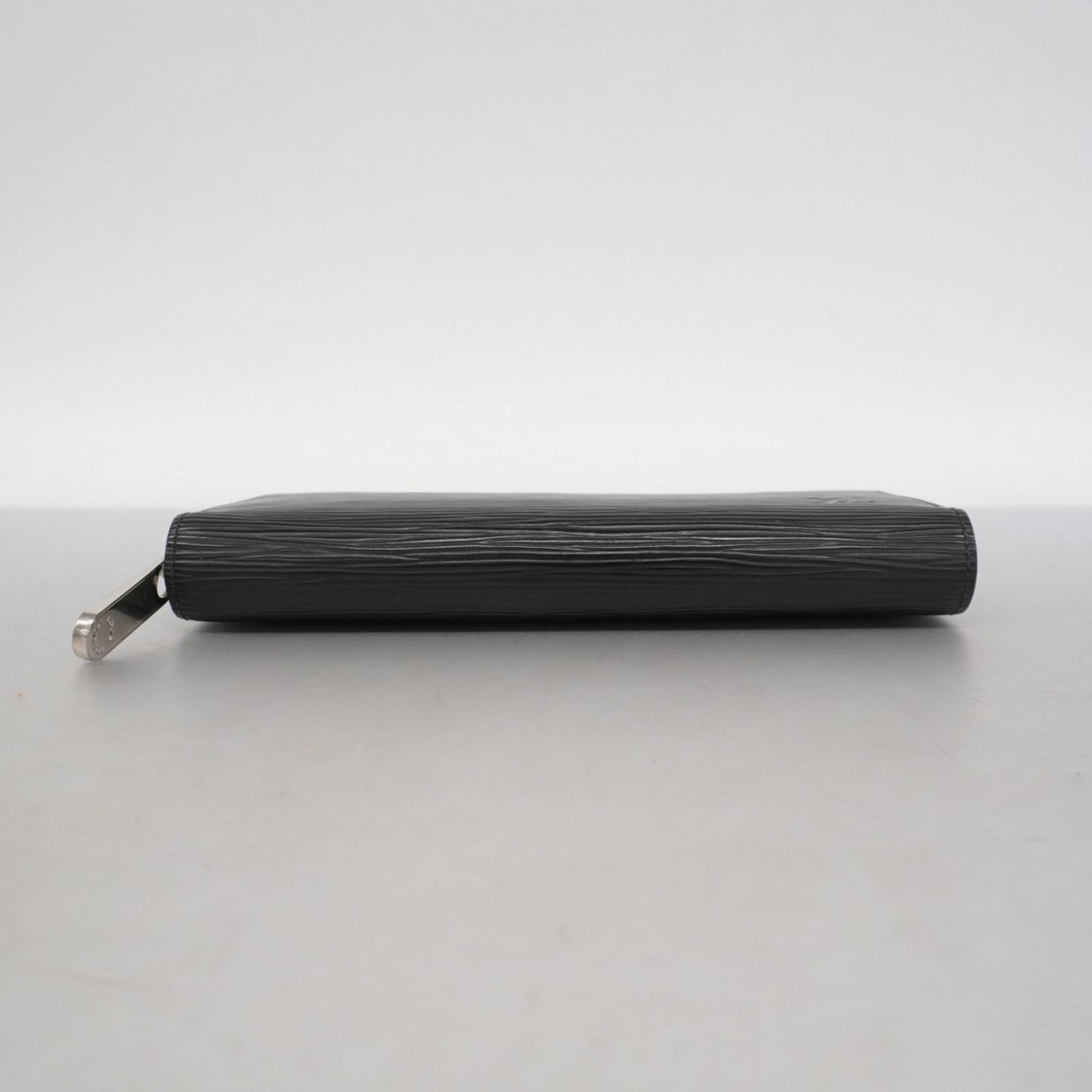 (Bi-Fold) Louis Vuitton Long Wallet - 2