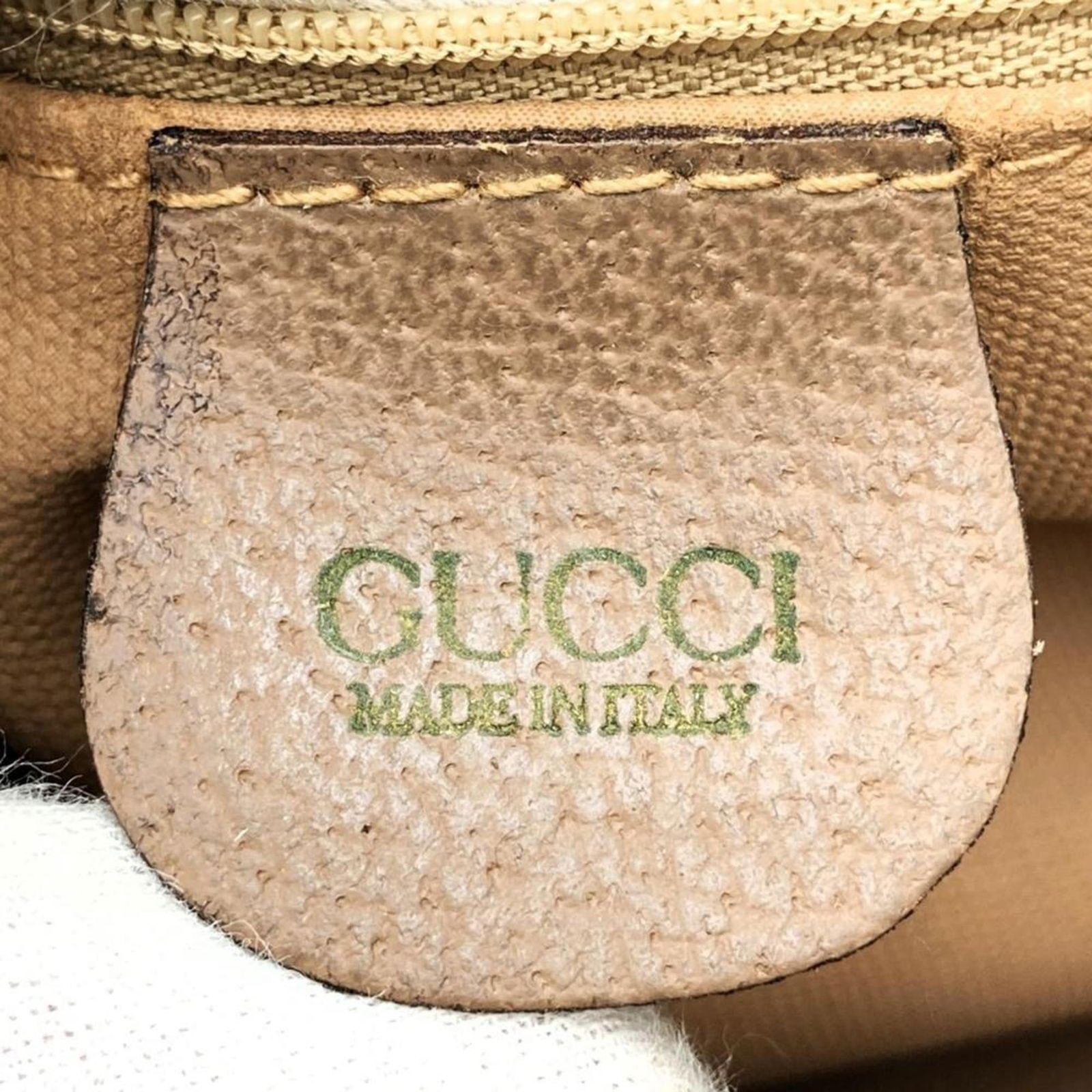 Pvc - Gucci Pouch Gg Supreme - 9