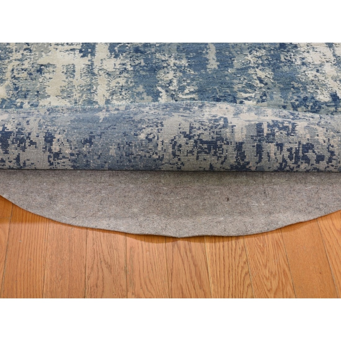 Rug 6'2"x6'2" Round Abstract Design Wool and Pure Silk Blue Hand Knotted - 3