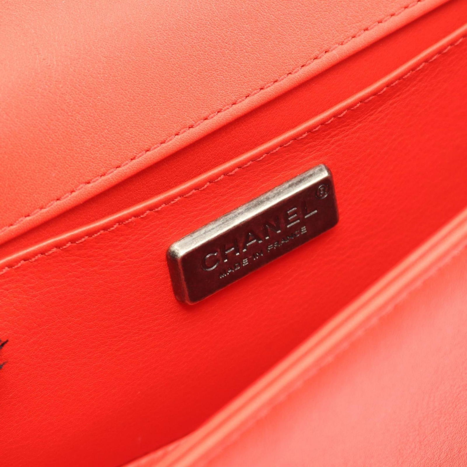 Leather Chanel Shoulder Bag - 4