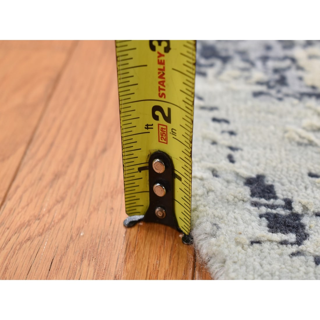 Rug 8'1"x8'1" Gray Abstract Design Wool and Pure Silk Hand Knotted Round - 8