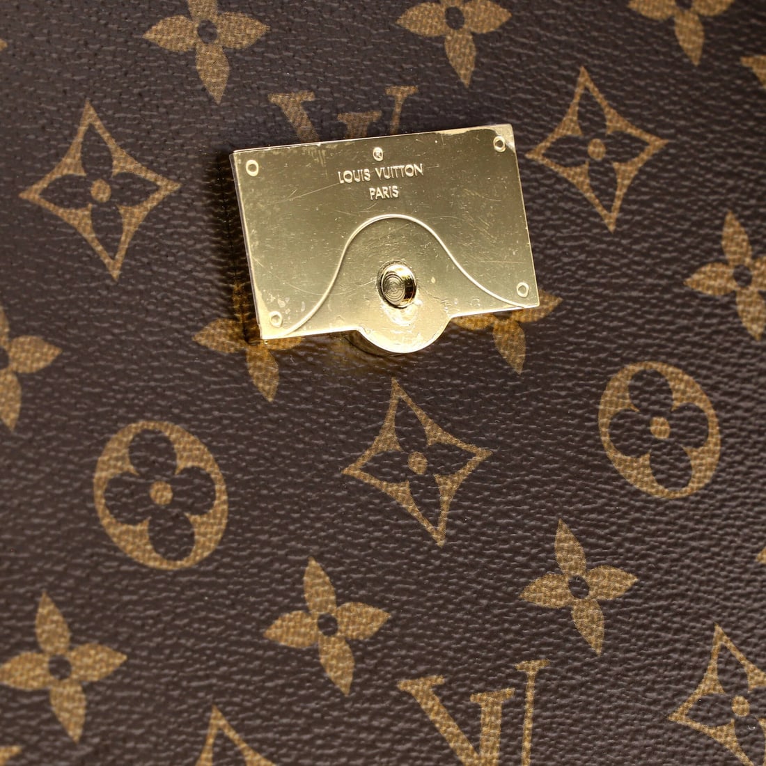 MM Louis Vuitton Cluny Top Handle Bag Monogram Canvas - 8