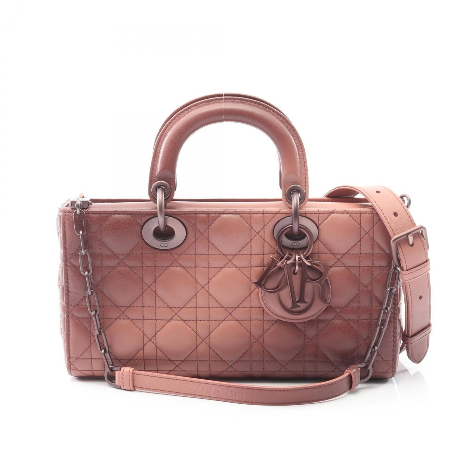Leather Christian Dior Handbag: Leather Christian Dior Handbag This listing features Leather Christian Dior Handbag. Item specifics are provided below. Item Specifics: Brand: Christian Dior Type: Handbag Material: Leather Color: Pin