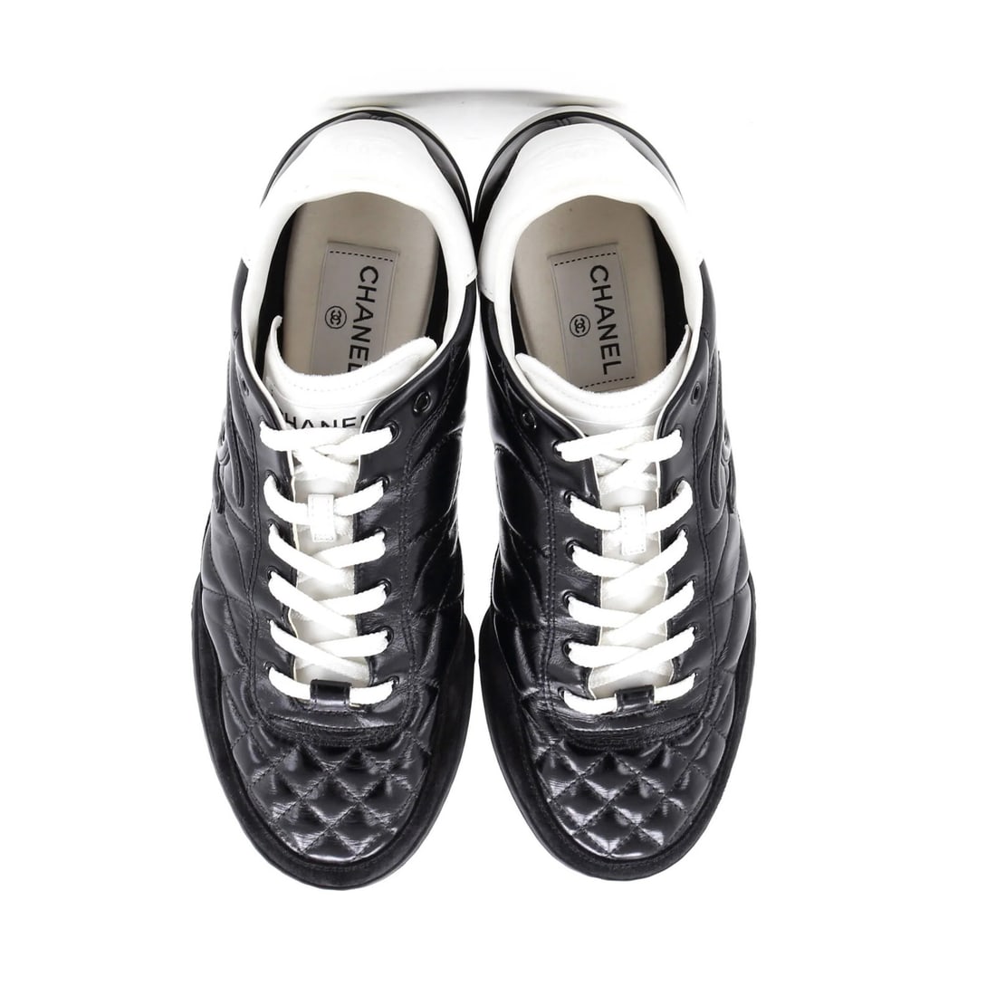 Suede Chanel Women's Low-Top Sneakers Quilted Leather and - 2