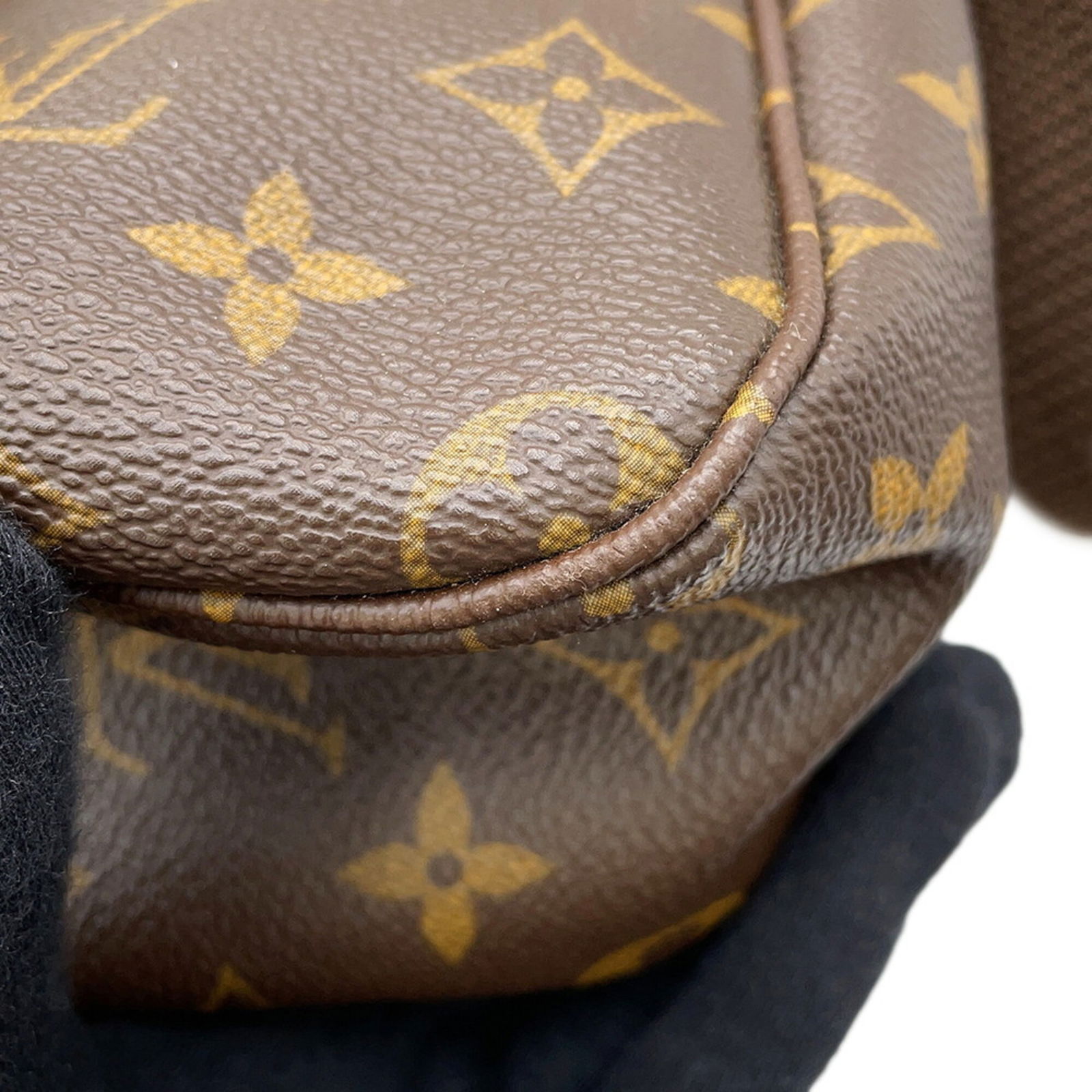 Monogram Louis Vuitton Handbag - 7
