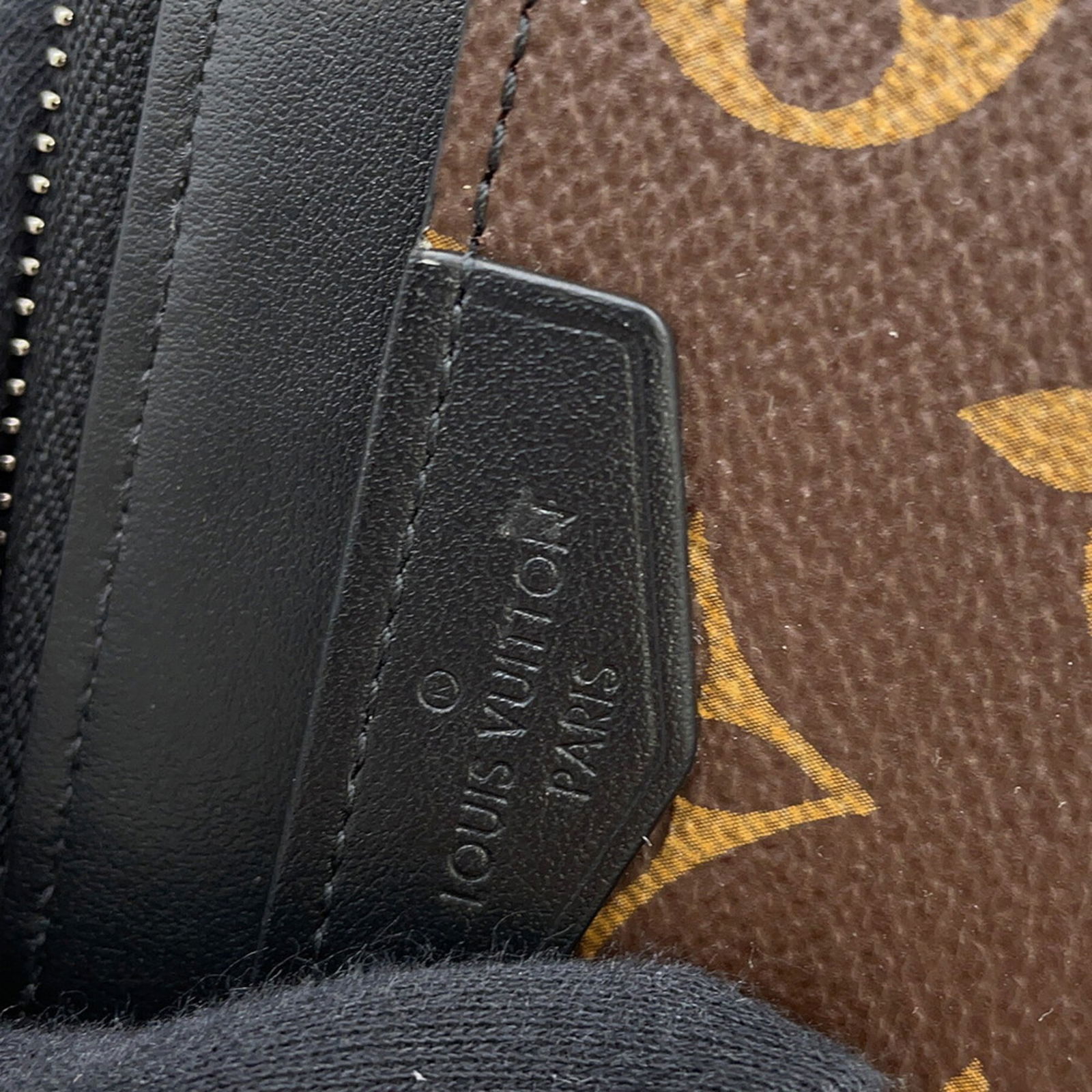 Monogram Louis Vuitton Long Wallet (Bi-Fold) - 6