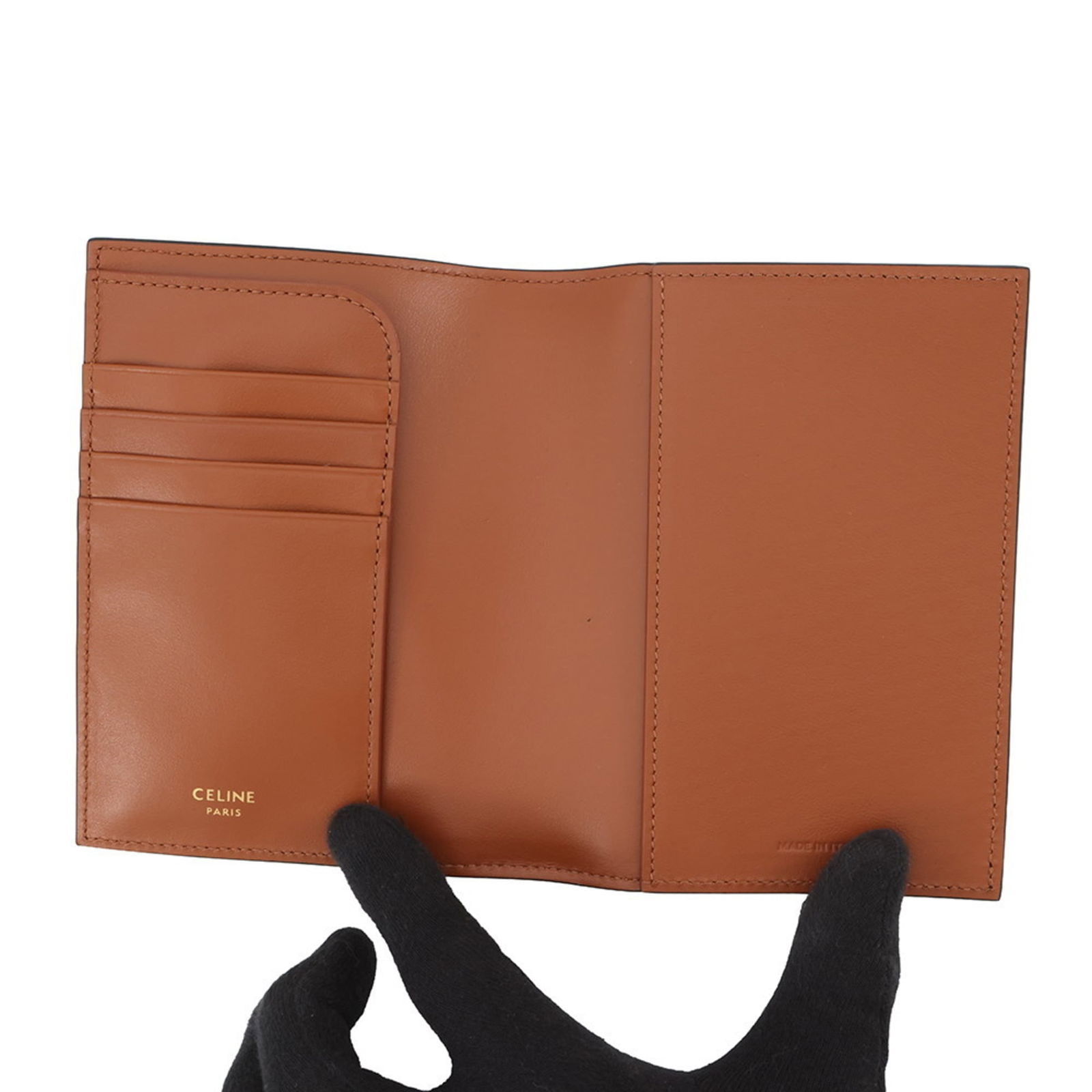 4M3432AK1.04BT - Celine Triomphe Passport Cover in PVC and Leather - 4