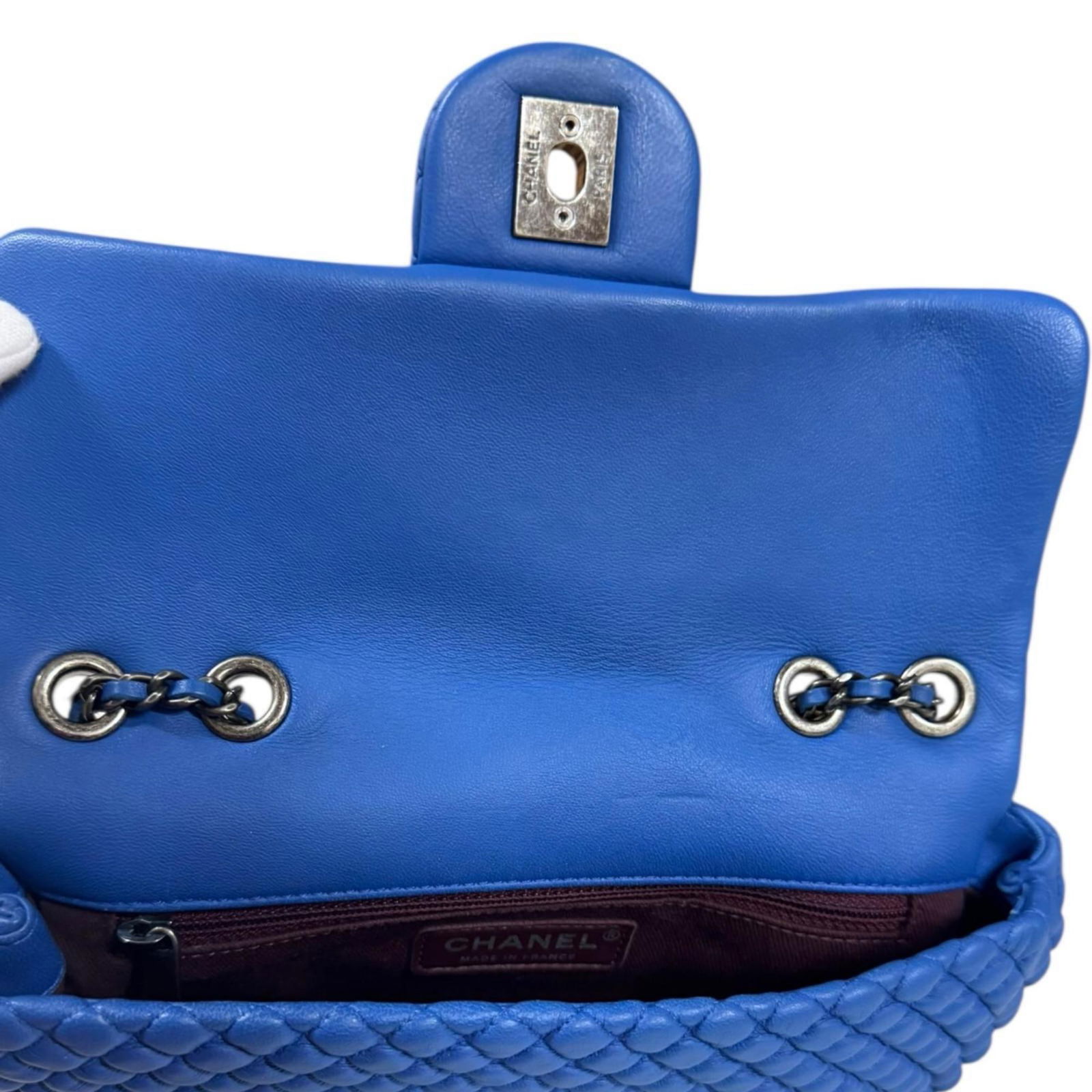 Leather Chanel Shoulder Bag - 7