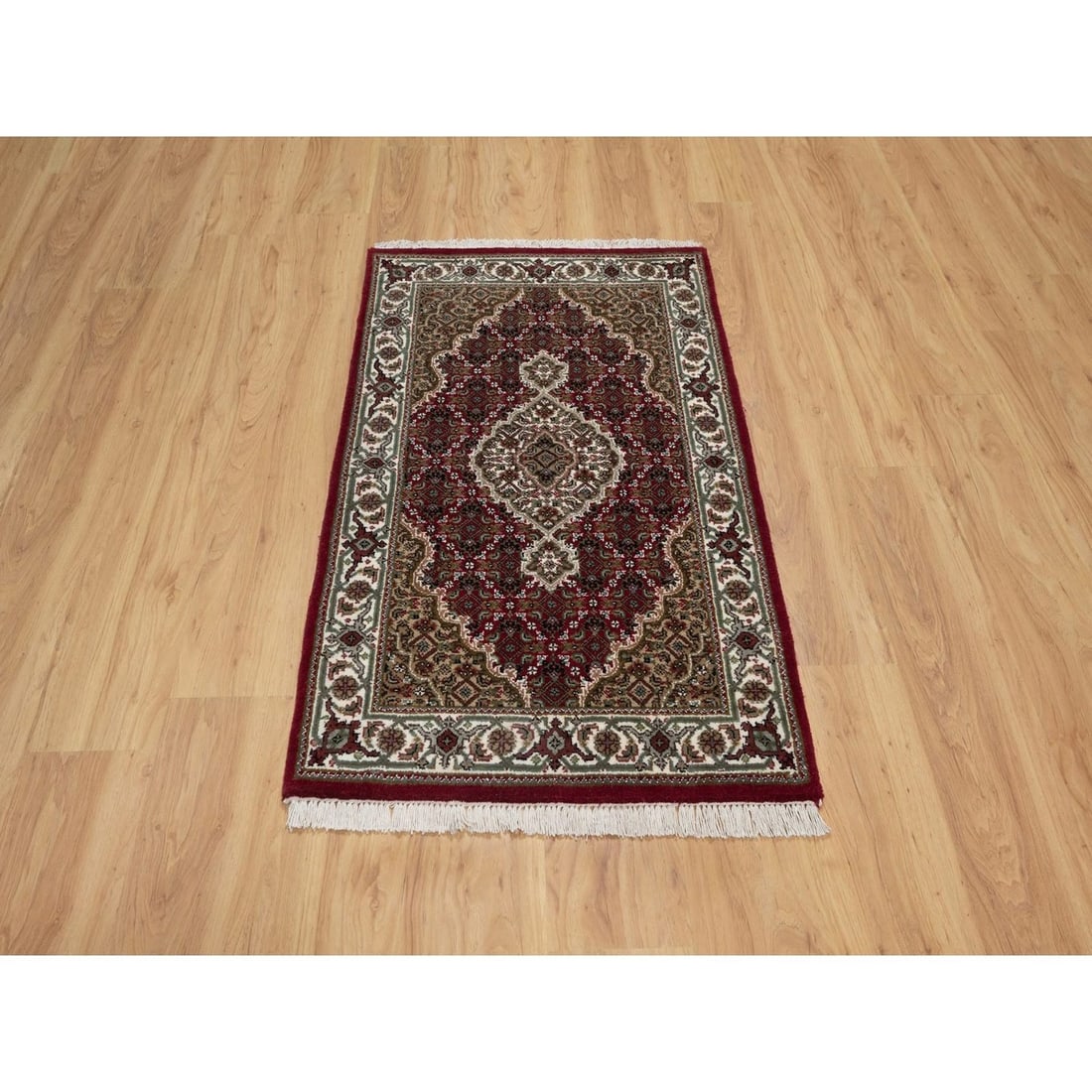 Wool 2'8"x4'3" Red Hand Knotted Rug Tebraz Mahi with Medallion Design Pure - 2