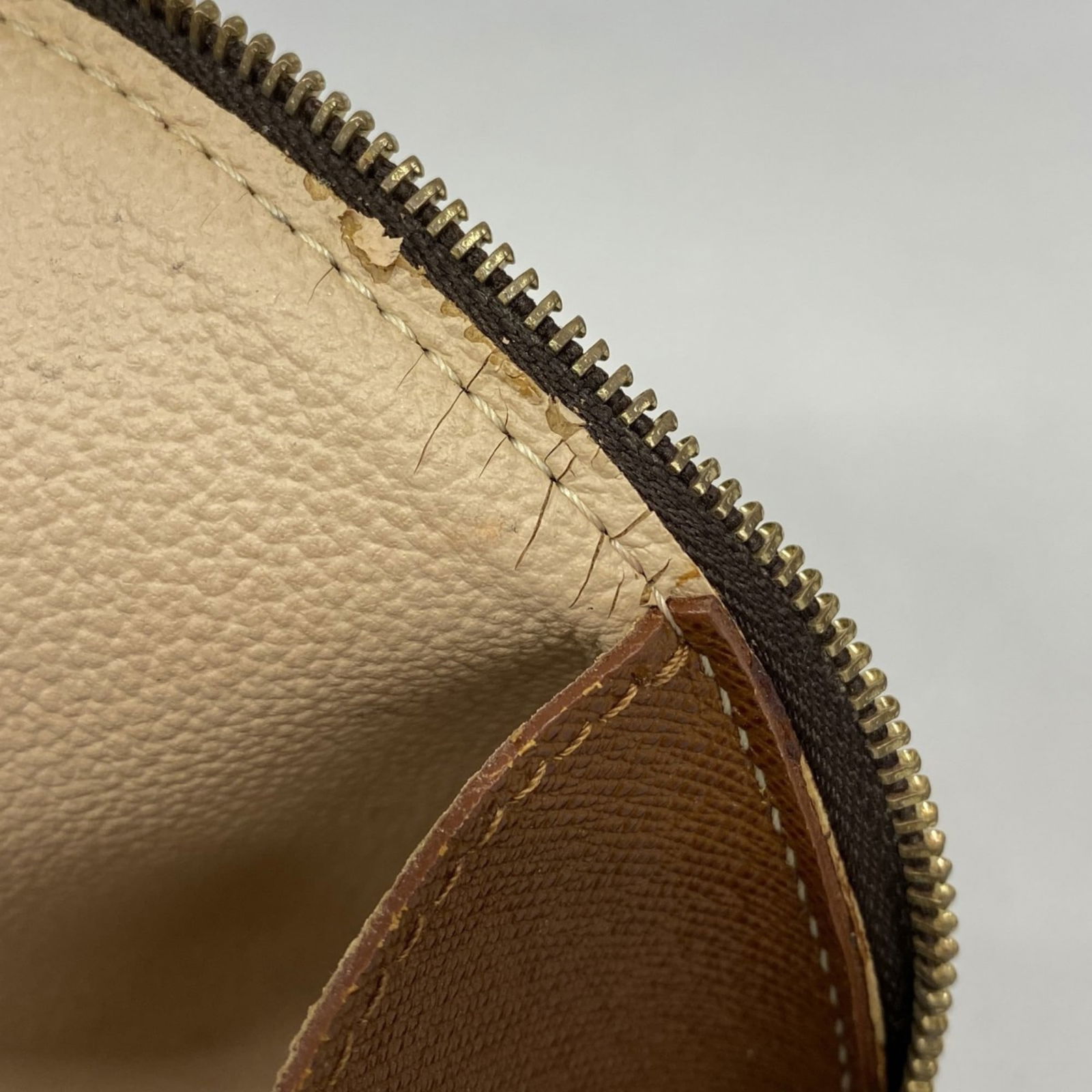 Pouch Louis Vuitton - 6