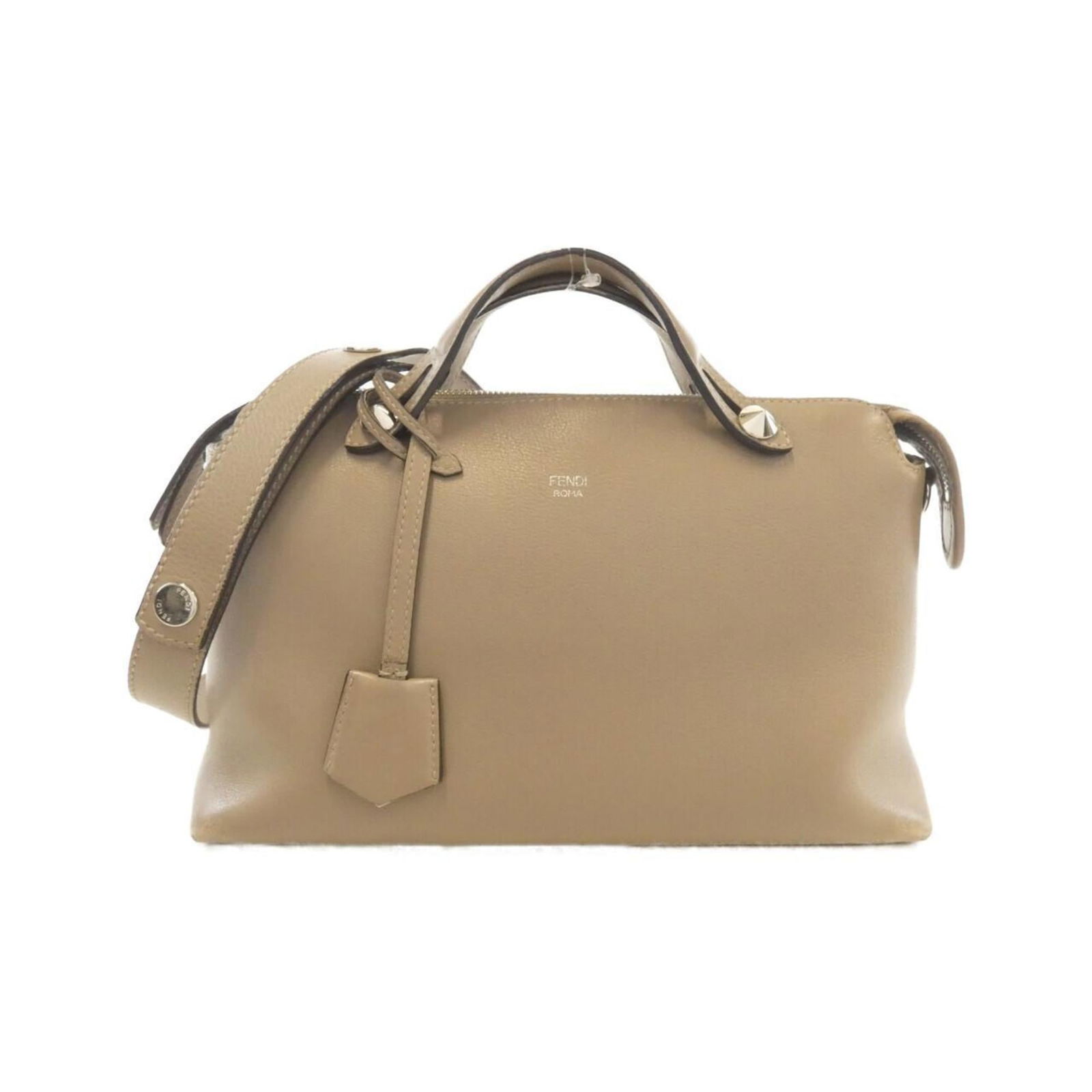 Leather Fendi Handbag: Leather Fendi Handbag This listing features Leather Fendi Handbag. Item specifics are provided below. Item Specifics: Brand: Fendi Type: Handbag Material: Leather Leather/Fur Type: Calfskin Color: