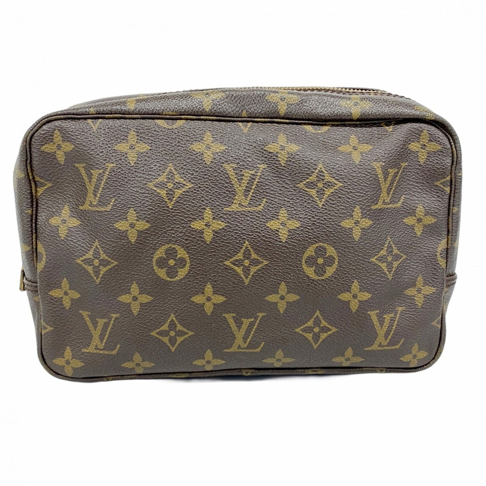 Pouch Louis Vuitton: Pouch Louis Vuitton This listing features Pouch Louis Vuitton. Item specifics are provided below. Item Specifics: Brand: Louis Vuitton Type: Pouch Color: Brown Gender: Women Size (Hxwxd): 15cm x 22cm