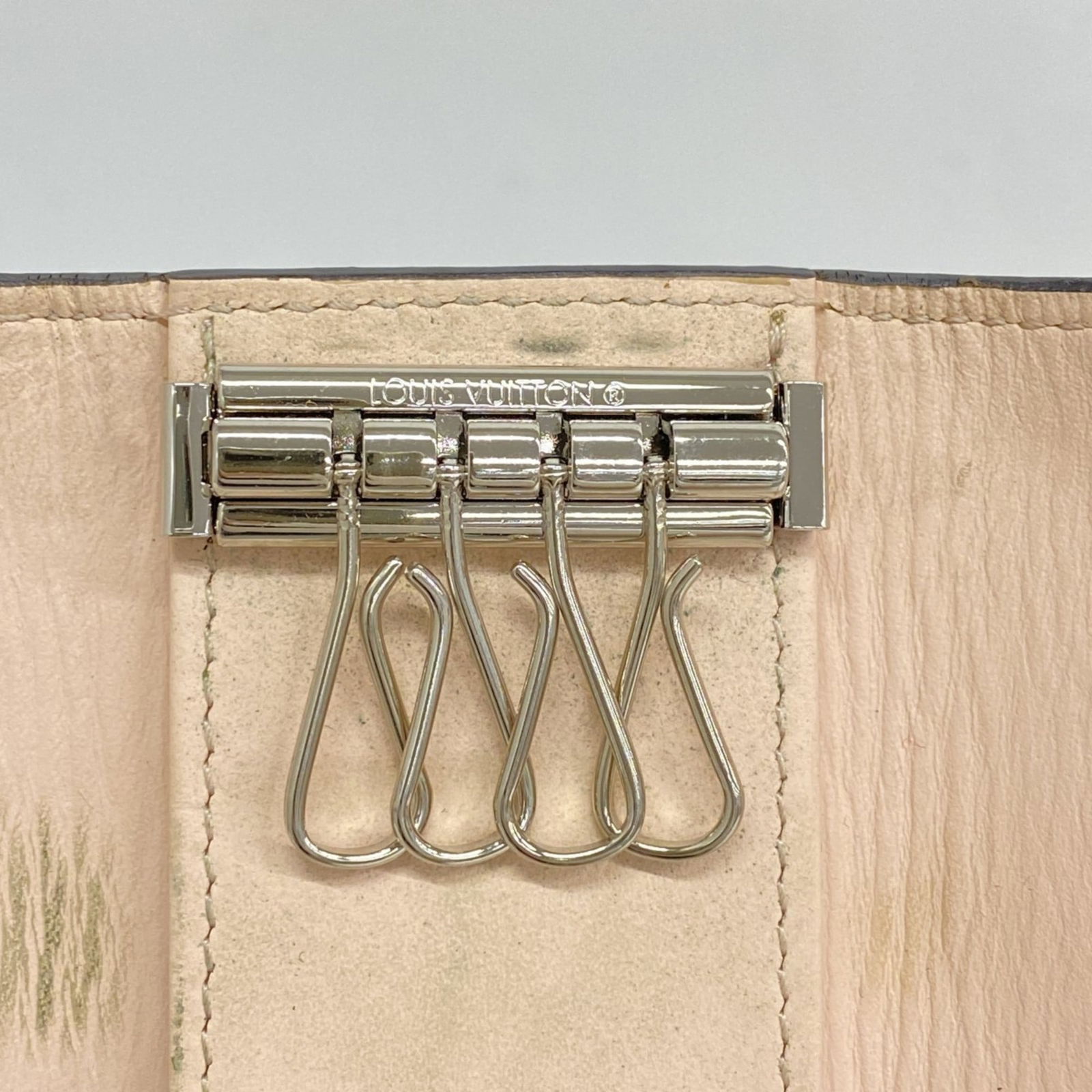 Keycase Louis Vuitton - 9