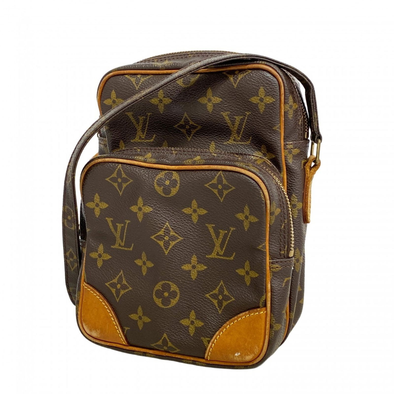 Bag Louis Vuitton Shoulder: Bag Louis Vuitton Shoulder This listing features Bag Louis Vuitton Shoulder. Item specifics are provided below. Item Specifics: Brand: Louis Vuitton Type: Shoulder Bag Color: Brown Gender: Women Size