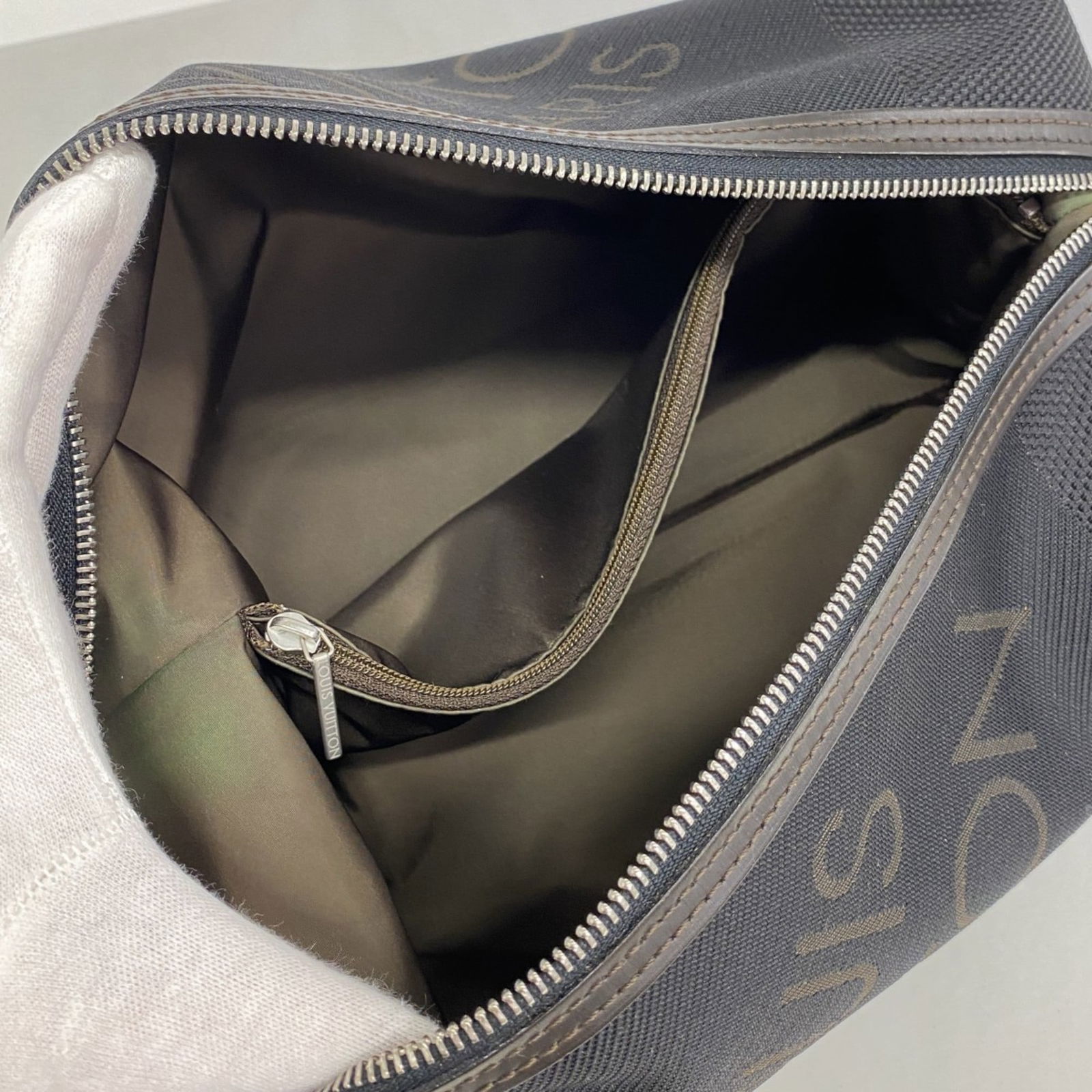 Pouch Louis Vuitton - 4