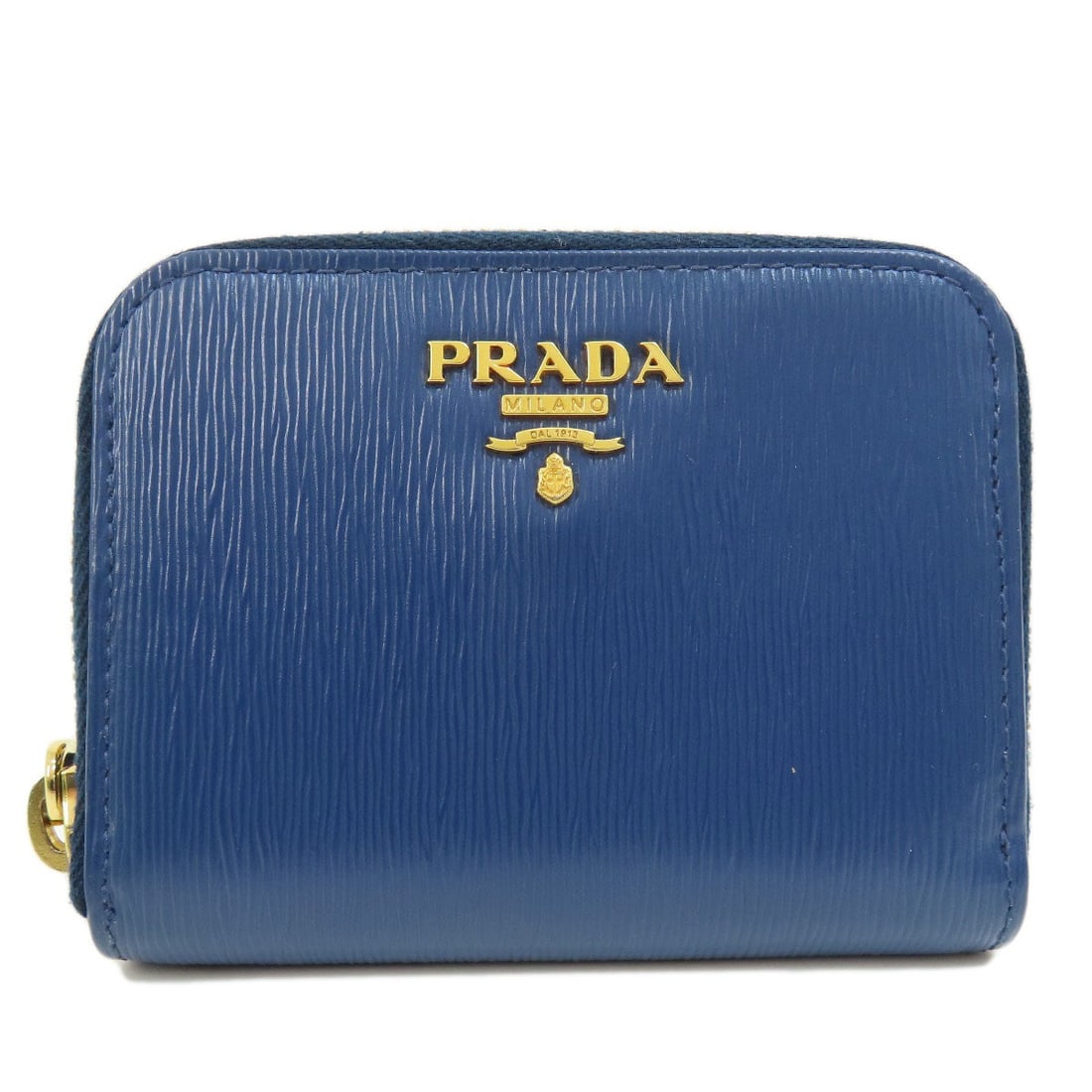 Leather PRADA Saffiano Logo Hardware coin purse: Leather PRADA Saffiano Logo Hardware coin purse This listing features Leather PRADA Saffiano Logo Hardware coin purse. Item specifics are provided below. Item Specifics: Brand: PRADA Style: coin