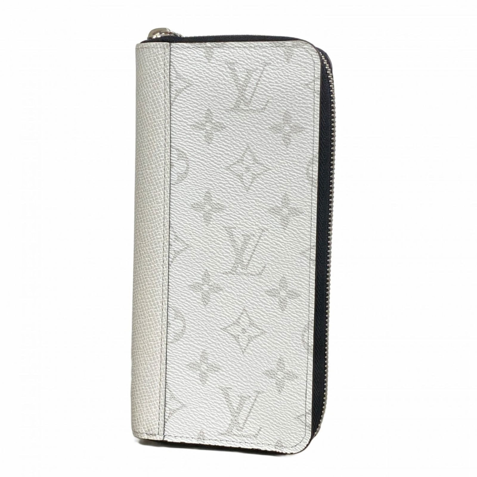 (Bi-Fold) Louis Vuitton Long Wallet: (Bi-Fold) Louis Vuitton Long Wallet This listing features (Bi-Fold) Louis Vuitton Long Wallet. Item specifics are provided below. Item Specifics: Brand: Louis Vuitton Type: Long Wallet (Bi-Fold)