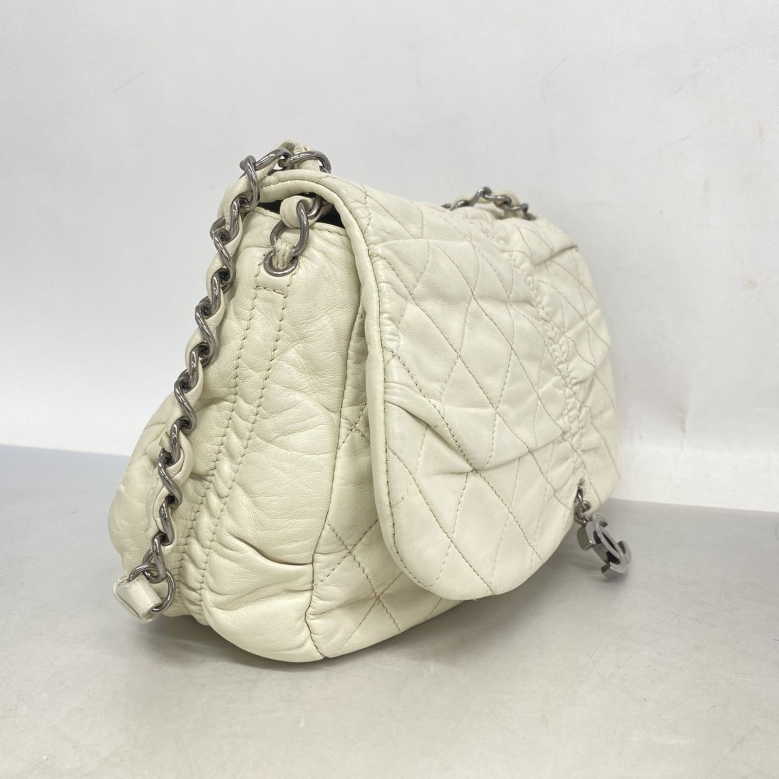 Leather Chanel Shoulder Bag - 2