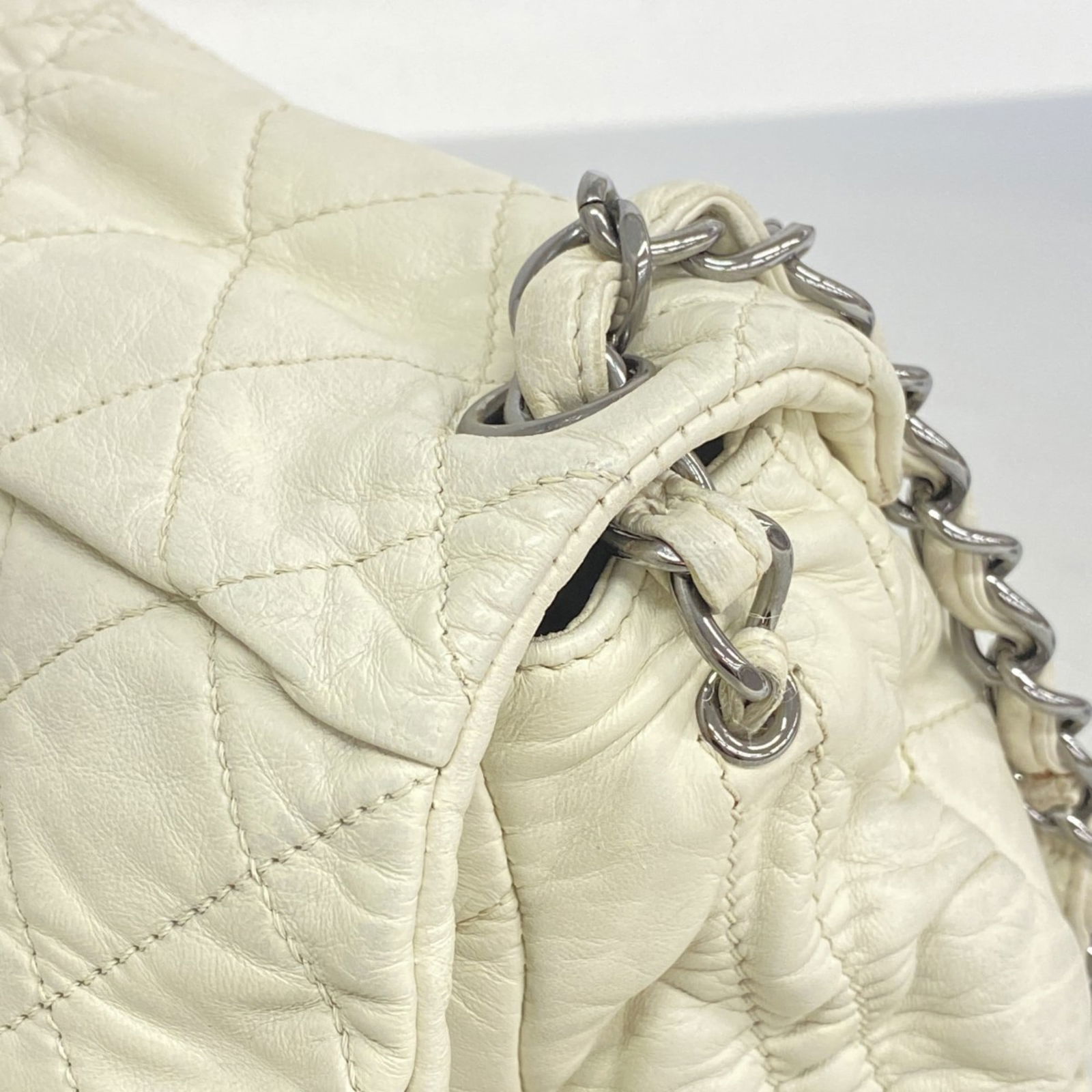 Leather Chanel Shoulder Bag - 6