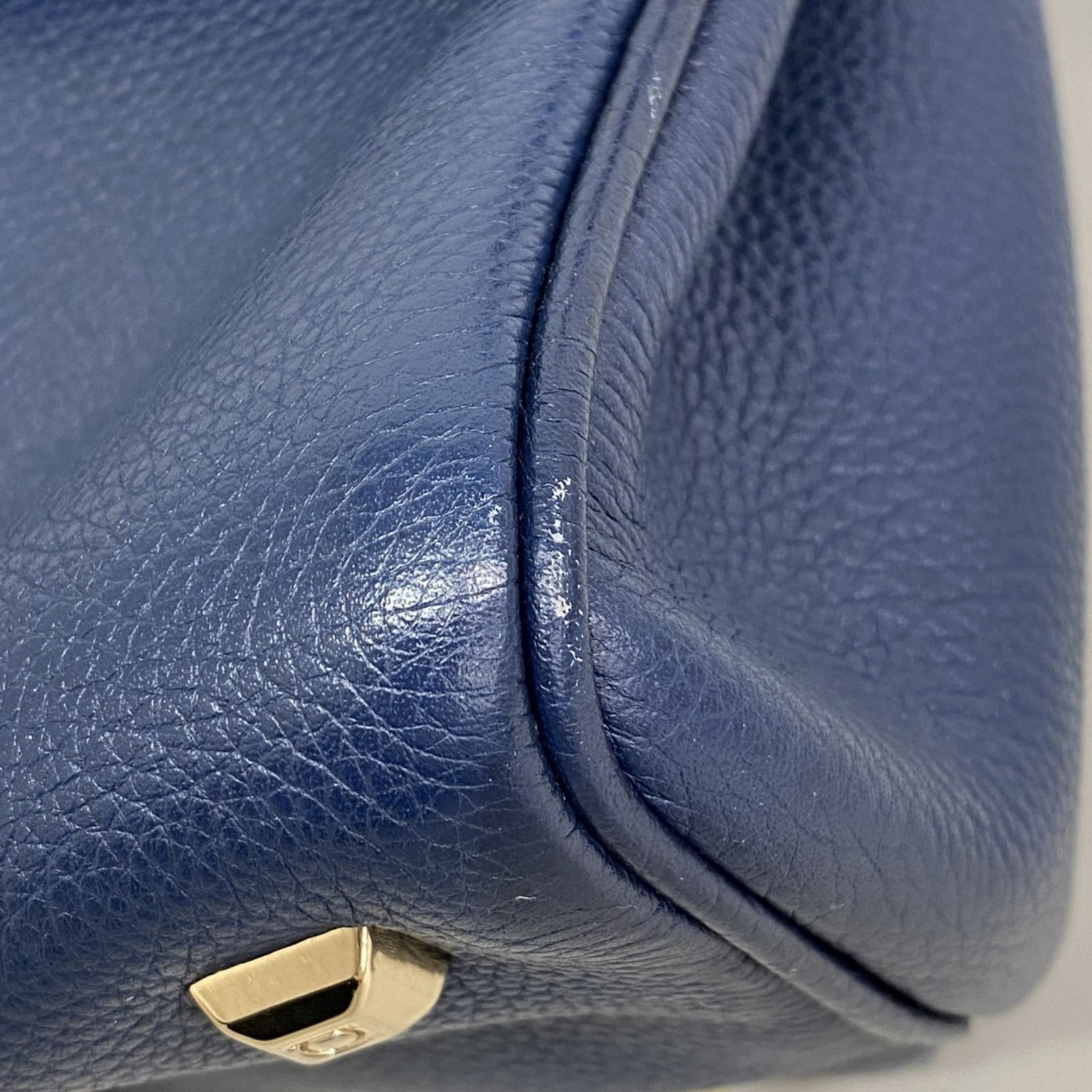 Leather Salvatore Ferragamo Handbag - 6