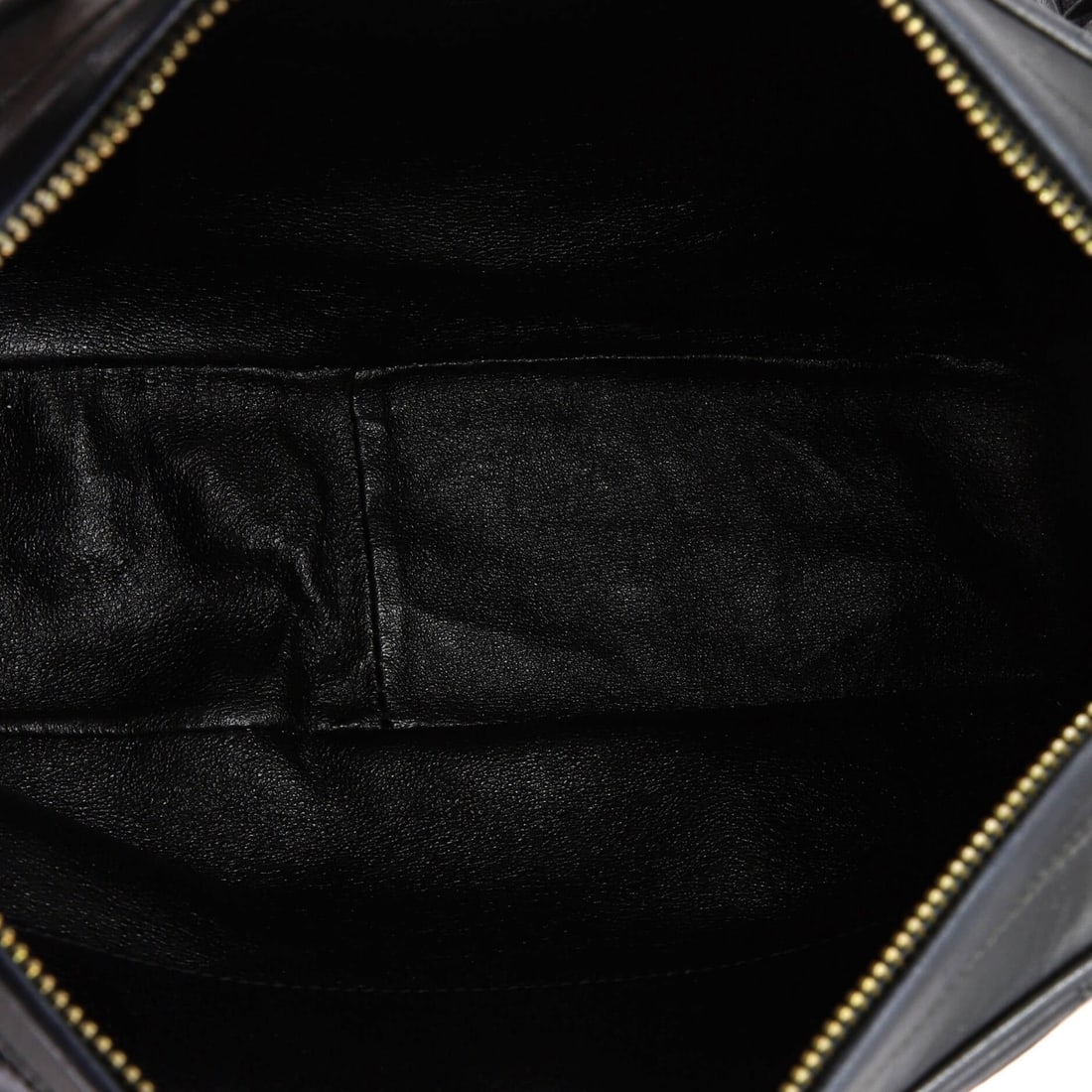 Large Chanel Vintage Camera Tassel Bag Quilted Leather - 5