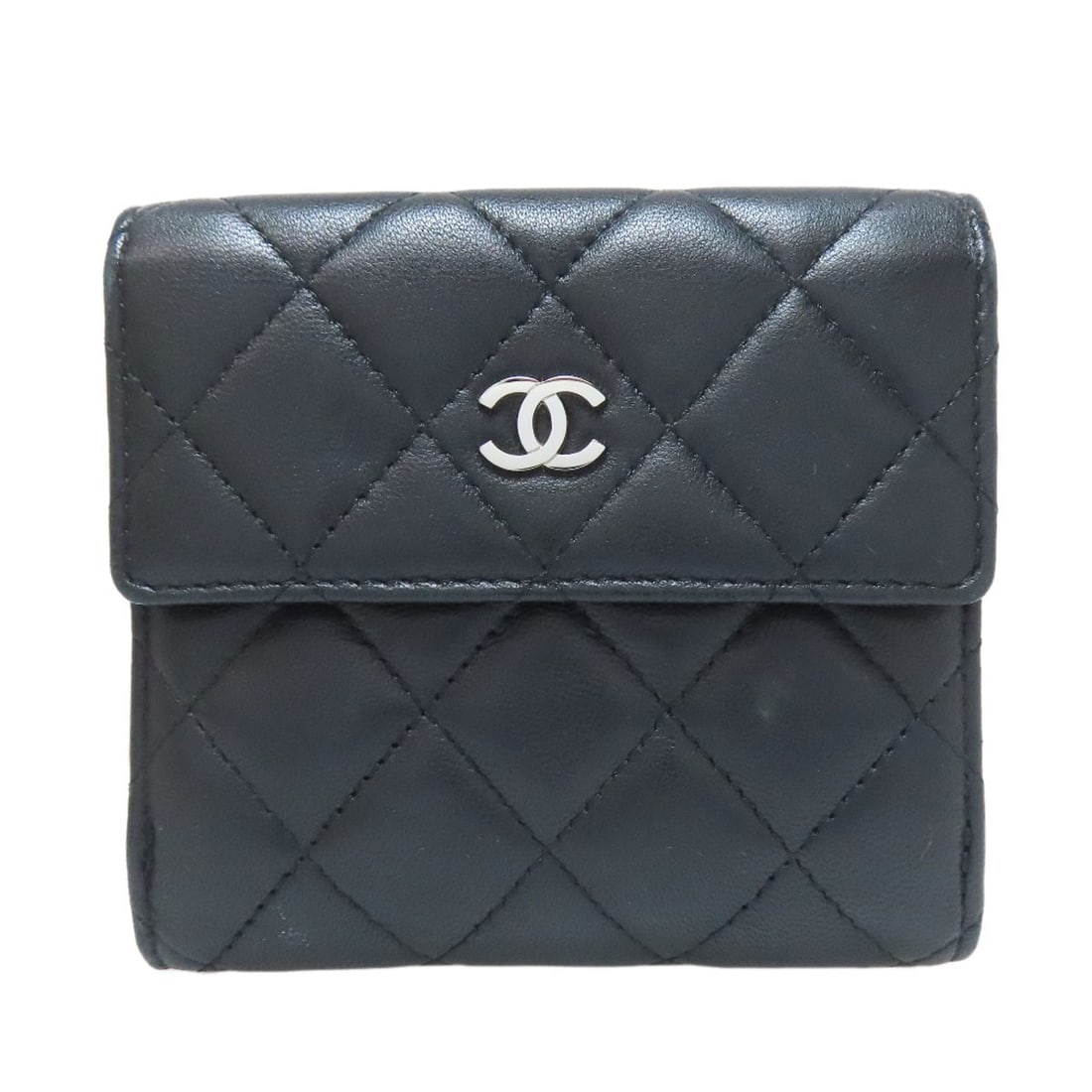 Pocket CHANEL COCO Mark Matelasse SilverHardware Bifold Wallet with Coin: Pocket CHANEL COCO Mark Matelasse SilverHardware Bifold Wallet with Coin This listing features Pocket CHANEL COCO Mark Matelasse SilverHardware Bifold Wallet with Coin. Item specifics are provided