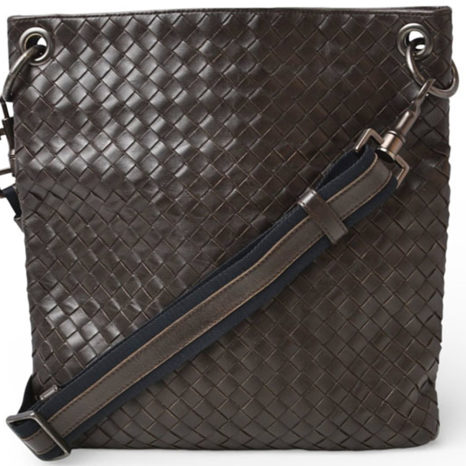 Leather Bottega Veneta Shoulder Bag: Leather Bottega Veneta Shoulder Bag This listing features Leather Bottega Veneta Shoulder Bag. Item specifics are provided below. Item Specifics: Brand: Bottega Veneta Type: Shoulder Bag Material: Lea