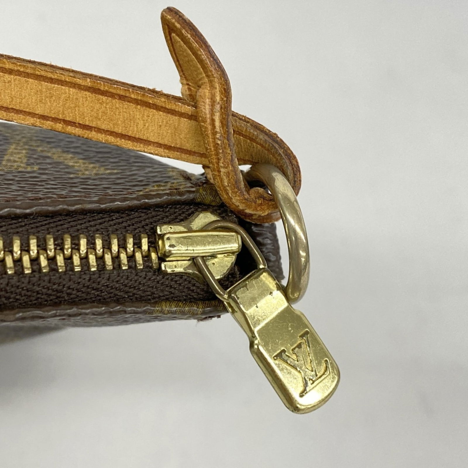 Pouch Louis Vuitton - 9