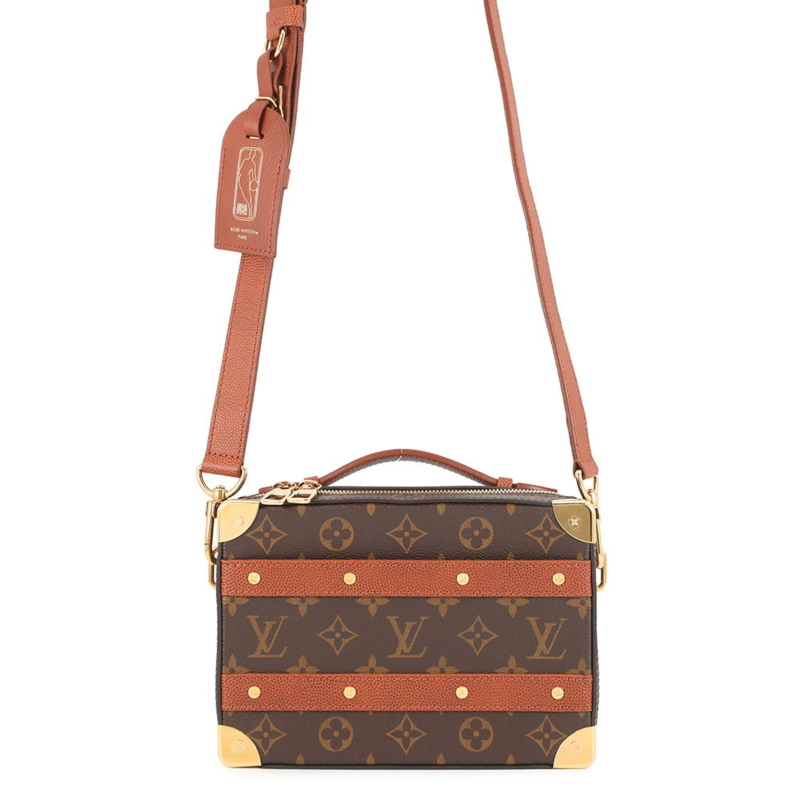 Monogram Louis Vuitton Shoulder Bag: Monogram Louis Vuitton Shoulder Bag This listing features Monogram Louis Vuitton Shoulder Bag. Item specifics are provided below. Item Specifics: Brand: Louis Vuitton Type: Shoulder Bag Material: