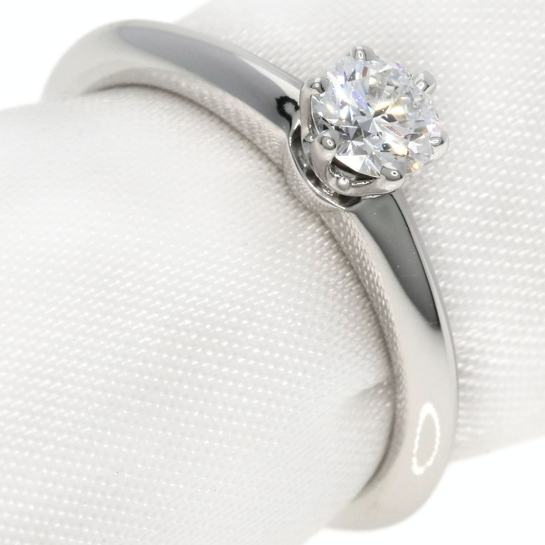 PT950 TIFFANY&Co. Solitaire Diamond Knife Edge Ring Platinum: PT950 TIFFANY&Co. Solitaire Diamond Knife Edge Ring Platinum This listing features PT950 TIFFANY&Co. Solitaire Diamond Knife Edge Ring Platinum. Item specifics are provided below. Item Specifics: