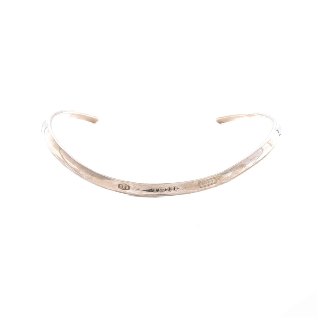 Narrow Tiffany & Co. 1837 Omega Choker Necklace Sterling Silver: Narrow Tiffany & Co. 1837 Omega Choker Necklace Sterling Silver This listing features Narrow Tiffany & Co. 1837 Omega Choker Necklace Sterling Silver. Item specifics are provided below. Item Specifics