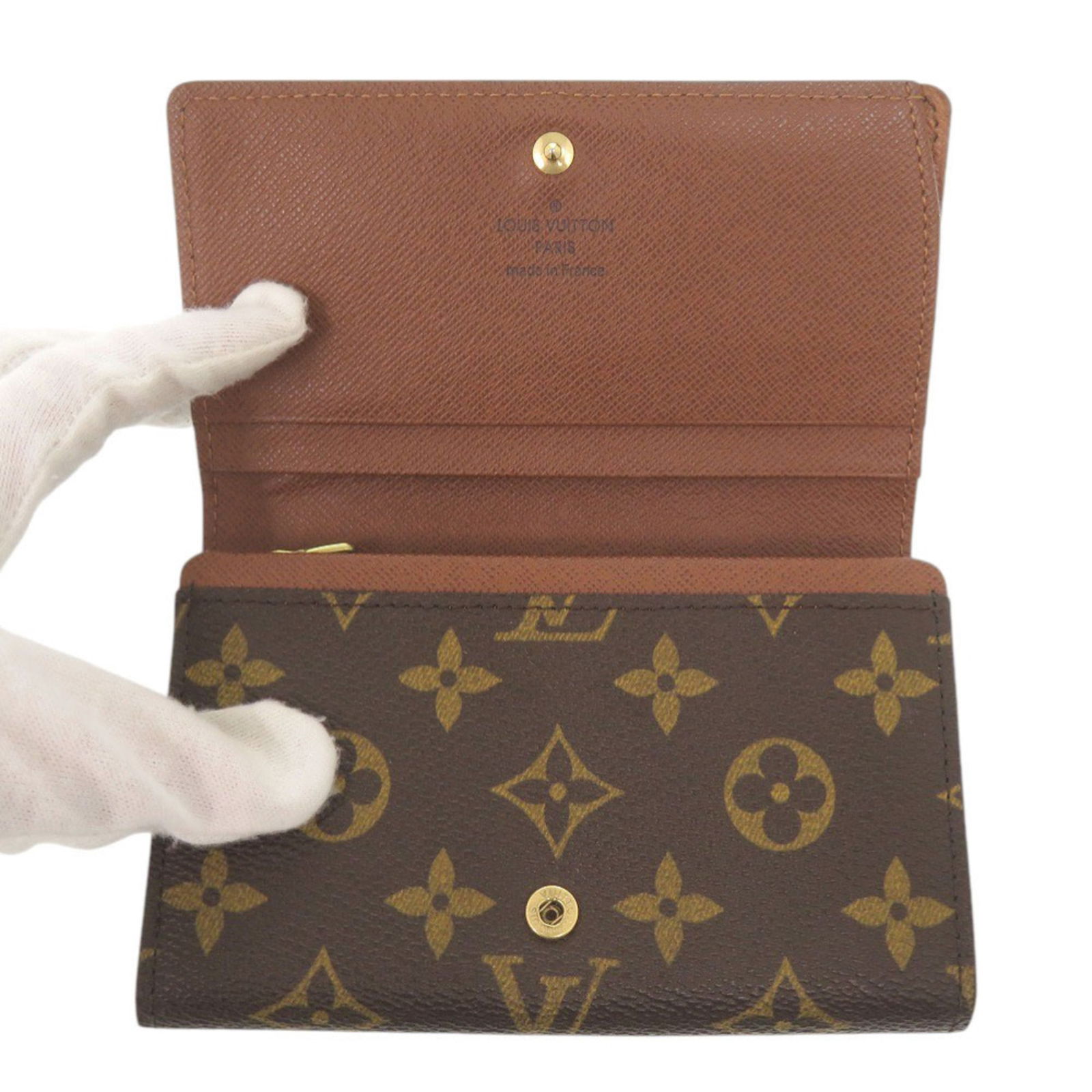 Monogram Louis Vuitton Wallet (Bi-Fold) - 4