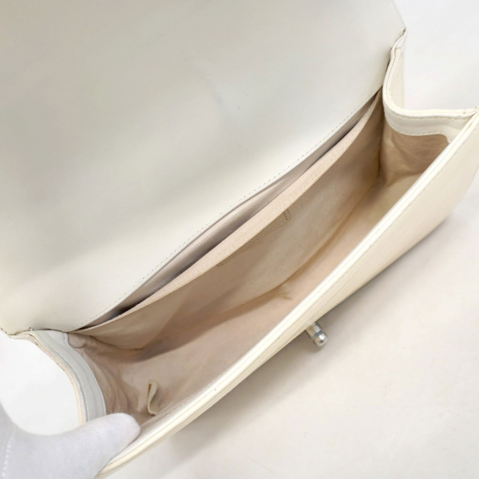 Leather Chanel Shoulder Bag - 4