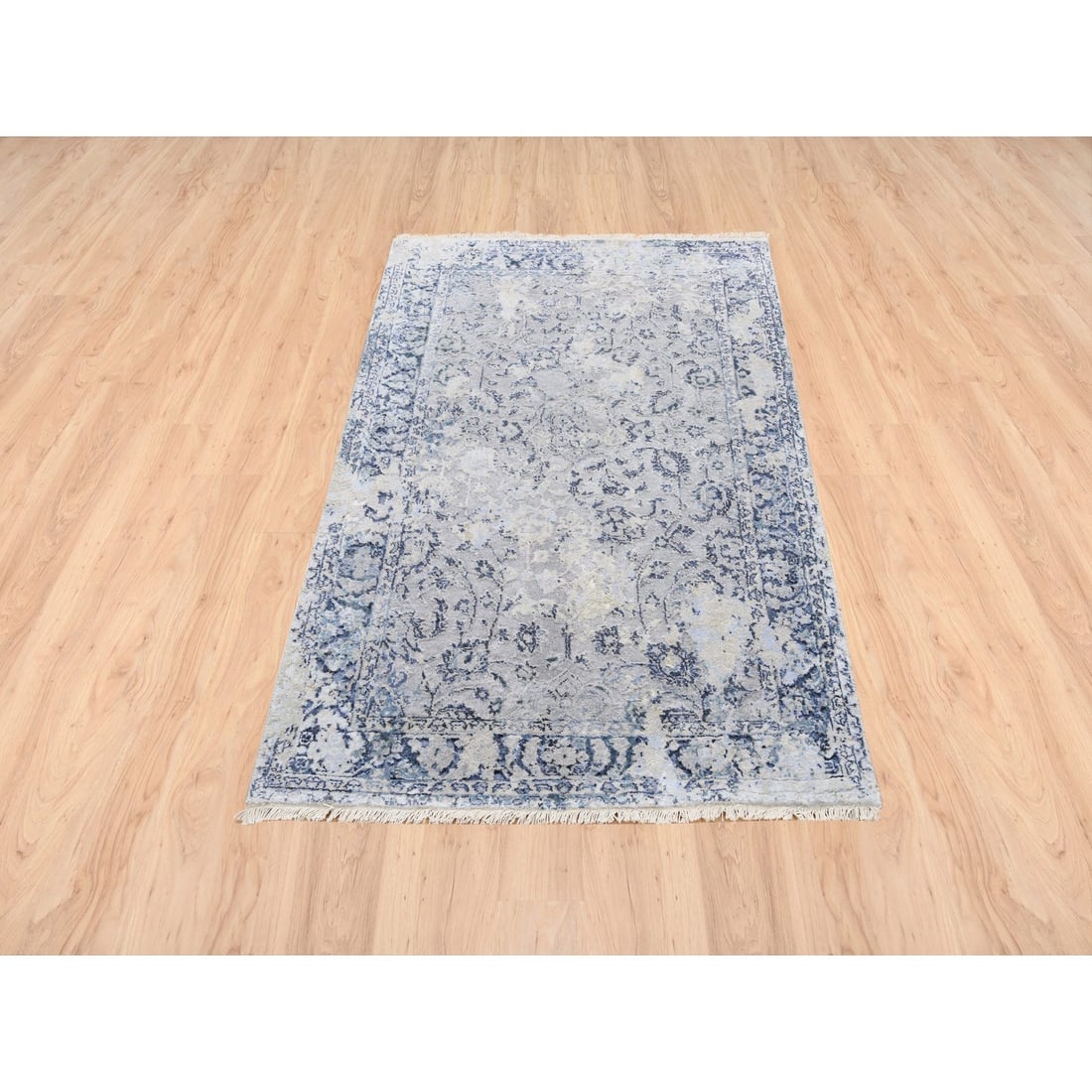 Rug 3'2"x4'10"Wool with Pure Silk Hand Knotted Gray Broken Kishoon Design - 2
