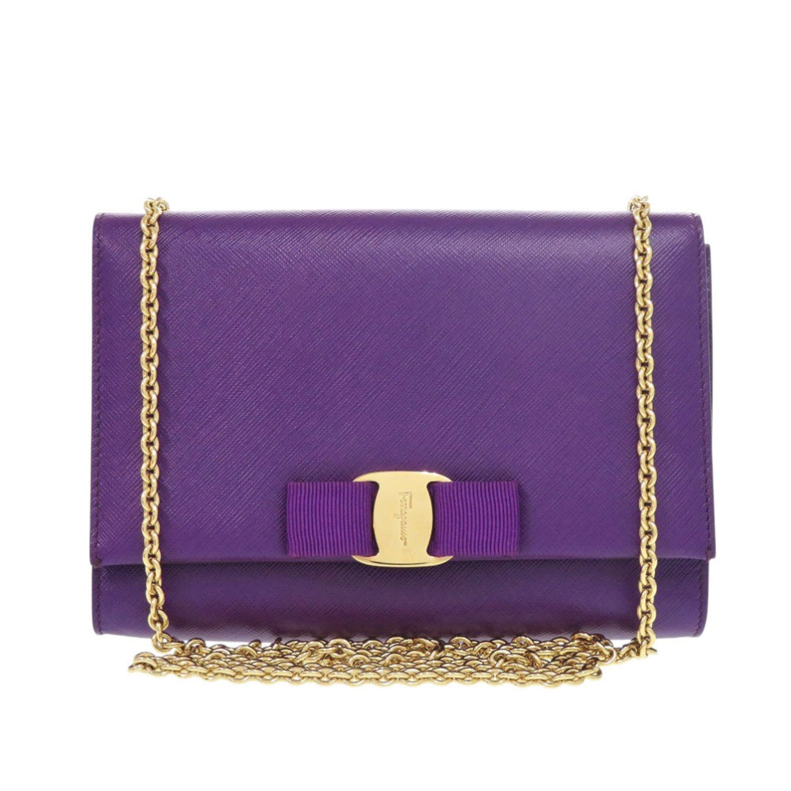 Leather Salvatore Ferragamo Shoulder Bag: Leather Salvatore Ferragamo Shoulder Bag This listing features Leather Salvatore Ferragamo Shoulder Bag. Item specifics are provided below. Item Specifics: Brand: Salvatore Ferragamo Type: Shoulder