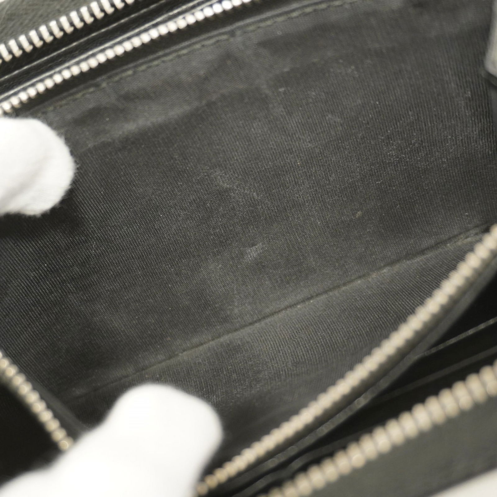 Leather Gucci Long Wallet (Bi-Fold) - 8