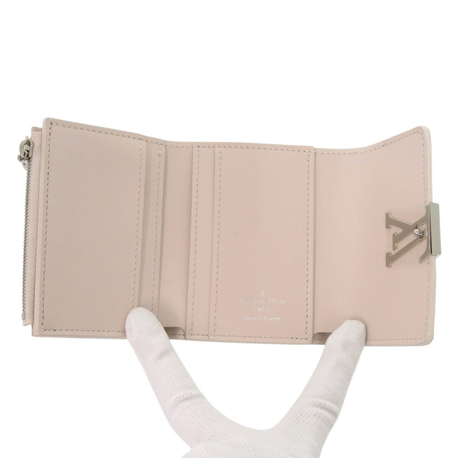 Leather Louis Vuitton Wallet (Tri-Fold) - 4