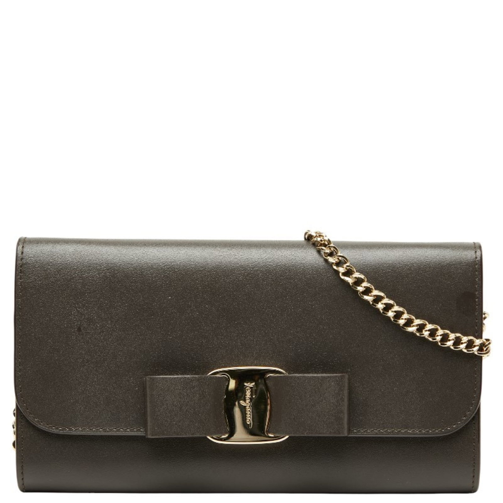Leather Salvatore Ferragamo Chain/ Shoulder Wallet: Leather Salvatore Ferragamo Chain/ Shoulder Wallet This listing features Leather Salvatore Ferragamo Chain/ Shoulder Wallet. Item specifics are provided below. Item Specifics: Brand: Salvatore Ferraga