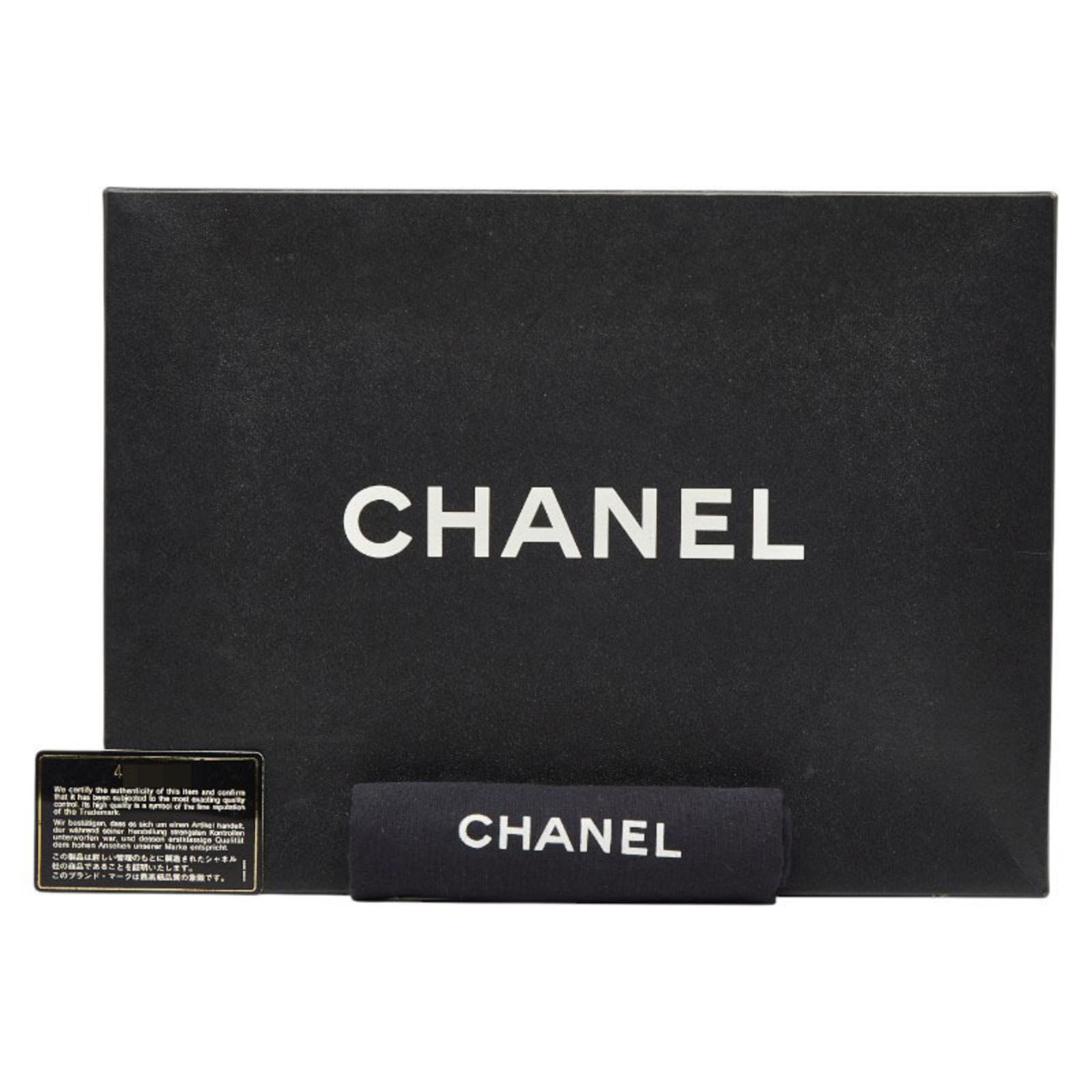 Leather Chanel Shoulder Bag - 14