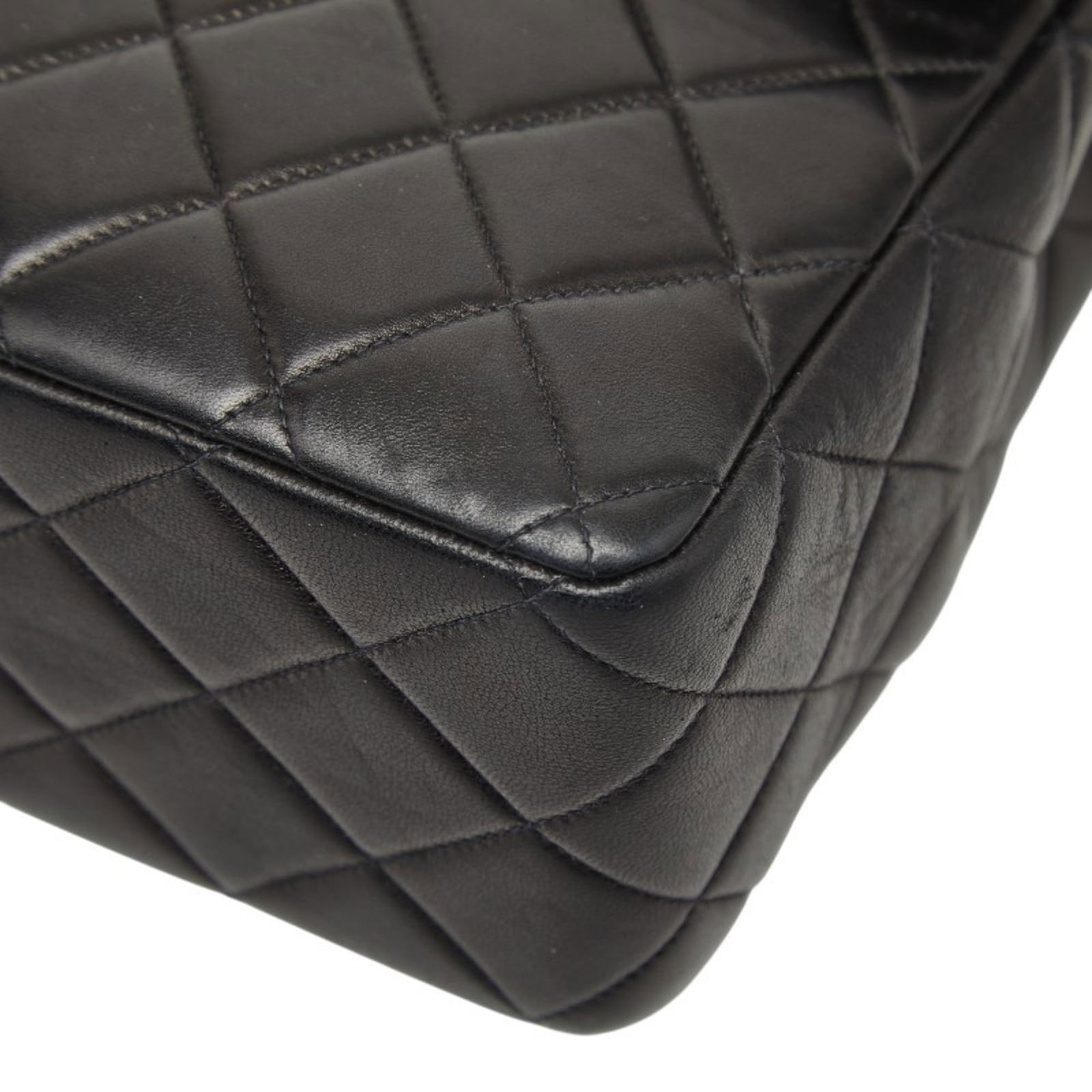 Leather Chanel Shoulder Bag - 4
