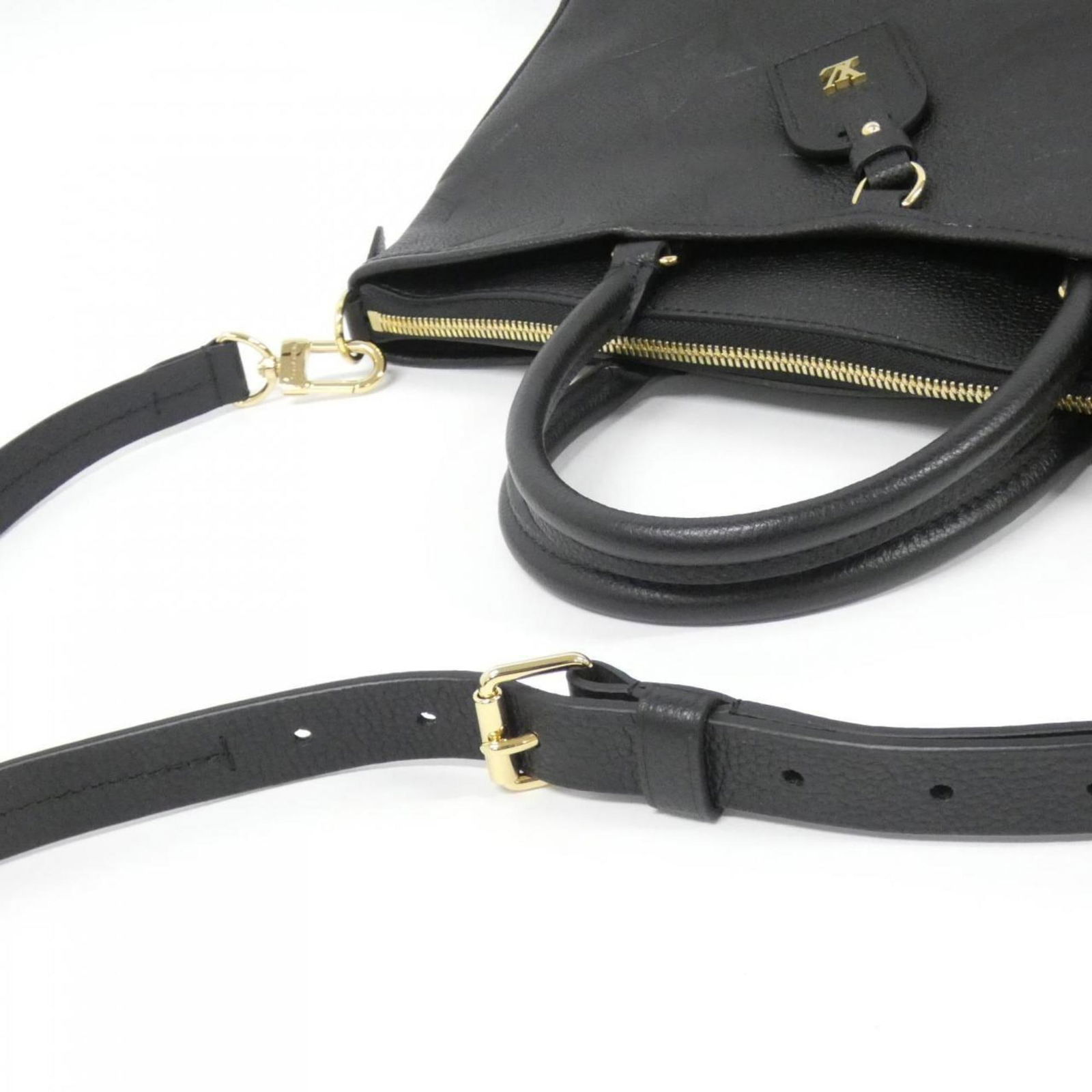 Leather Louis Vuitton Handbag - 7