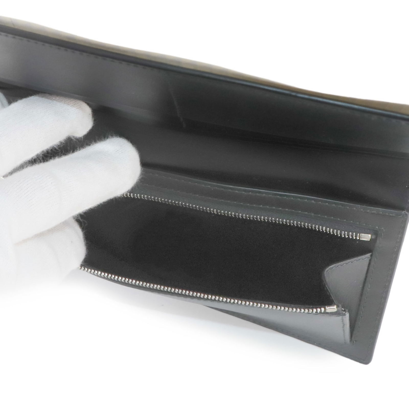 Leather Balenciaga Long Wallet (Bi-Fold) - 7