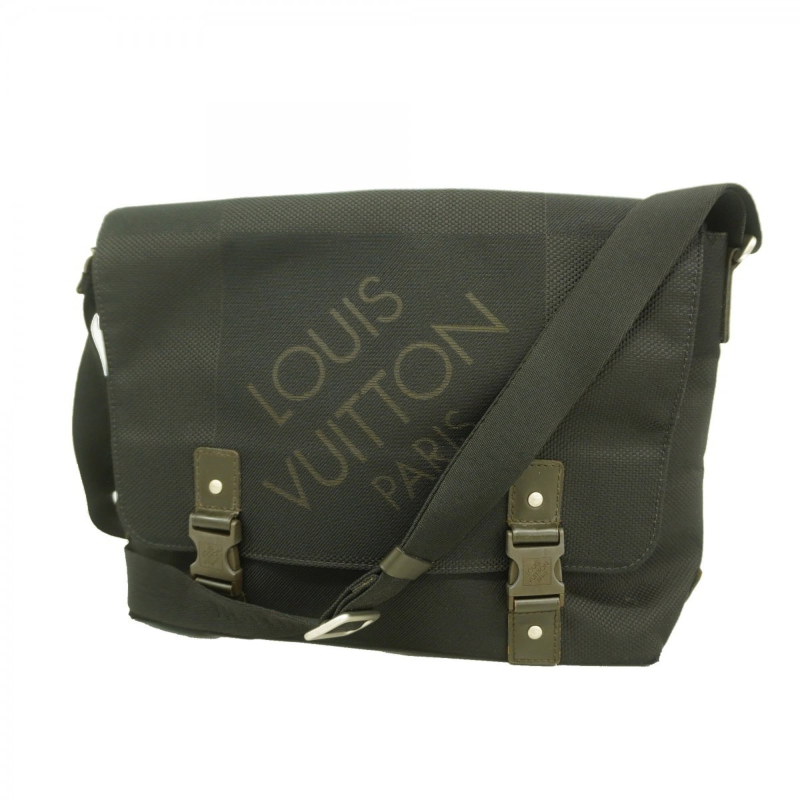 Bag Louis Vuitton Shoulder: Bag Louis Vuitton Shoulder This listing features Bag Louis Vuitton Shoulder. Item specifics are provided below. Item Specifics: Brand: Louis Vuitton Type: Shoulder Bag Color: Noir Gender: Men Size