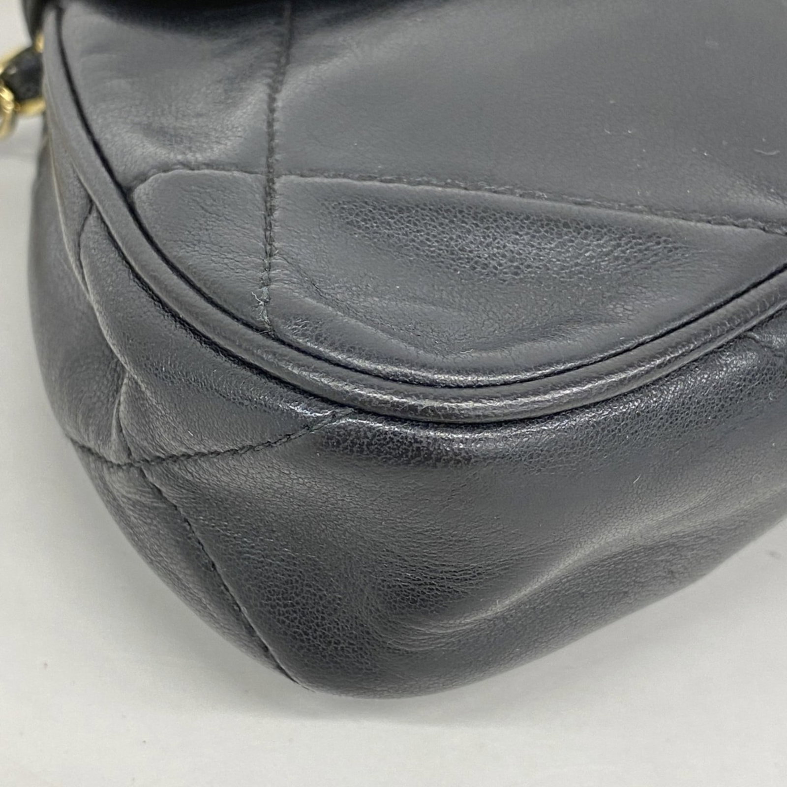 Leather Chanel Shoulder Bag - 11