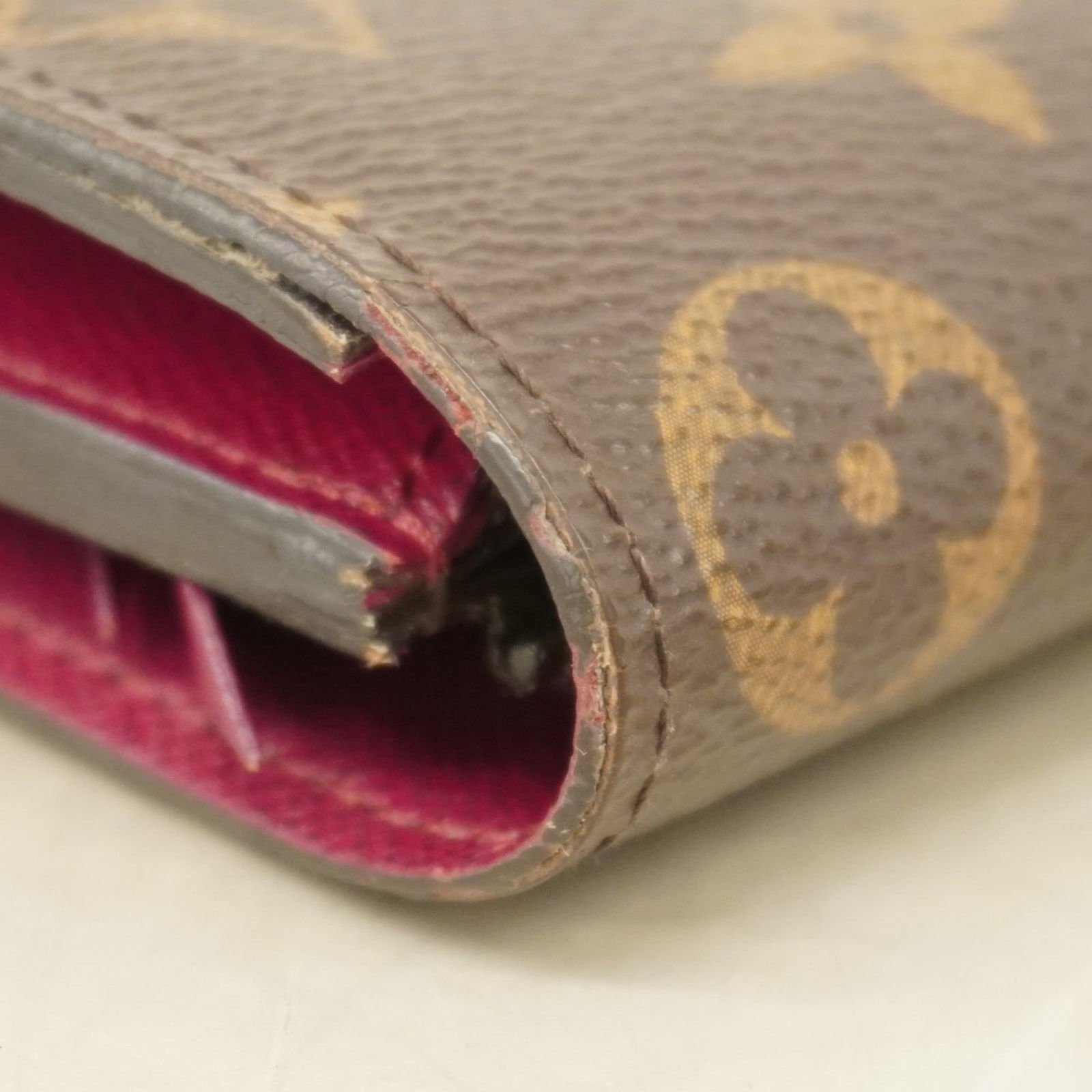 (Bi-Fold) Louis Vuitton Long Wallet - 6
