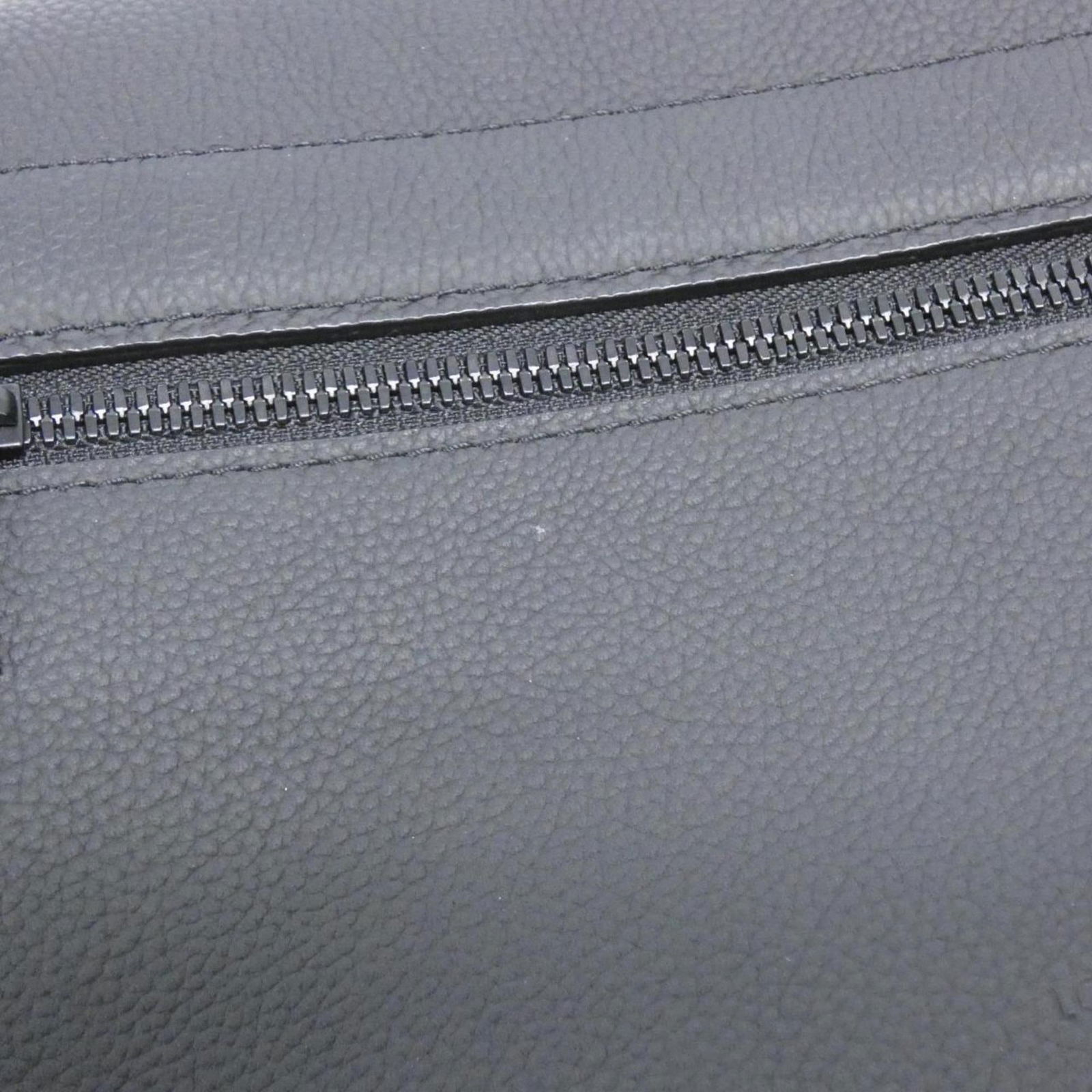 Leather Louis Vuitton Shoulder Bag - 5