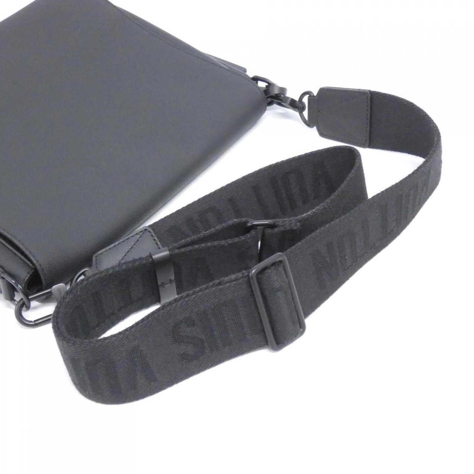 Leather Louis Vuitton Shoulder Bag - 8