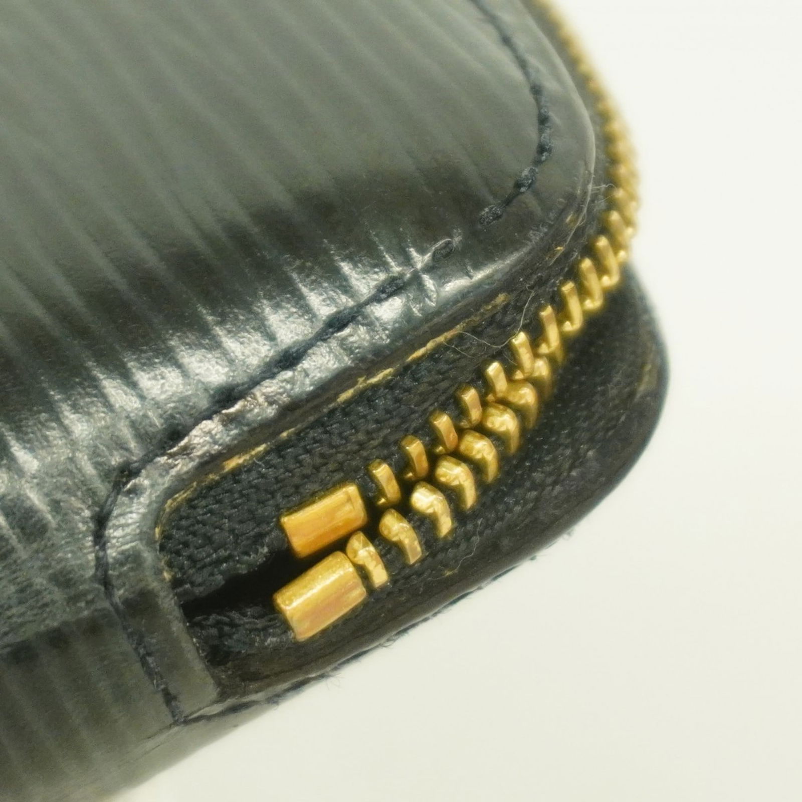 (Bi-Fold) Louis Vuitton Long Wallet - 6